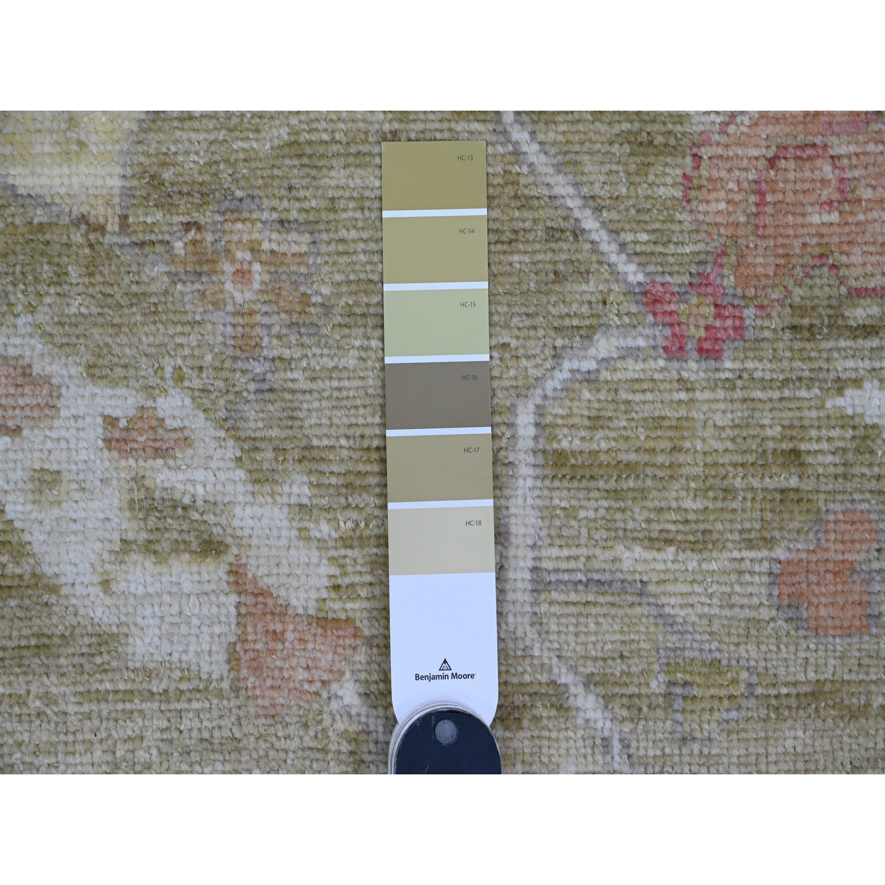 8'1"x9'7" Amber Green, Afghan Angora Oushak with Large Leaf Design, 100% Wool, Veggie Dyes, Hand Knotted, Oriental Rug HR89767 - Image 7