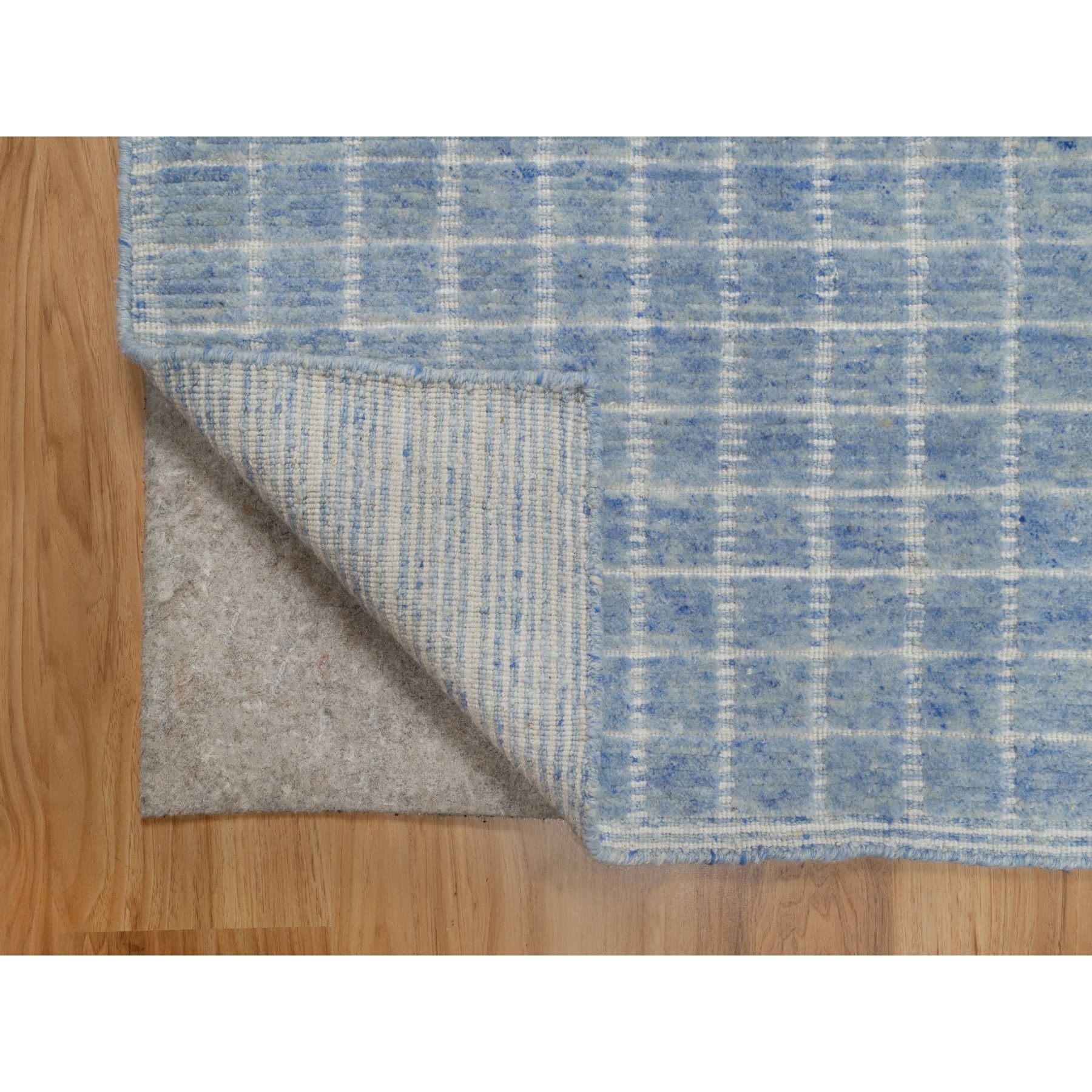 2'4"x3' Imperial Blue, Modern Plain Decor Box Design, Pure Wool, Soft to the Touch, Loomed Knotted, Mat, Oriental Rug HR91072 - Image 3