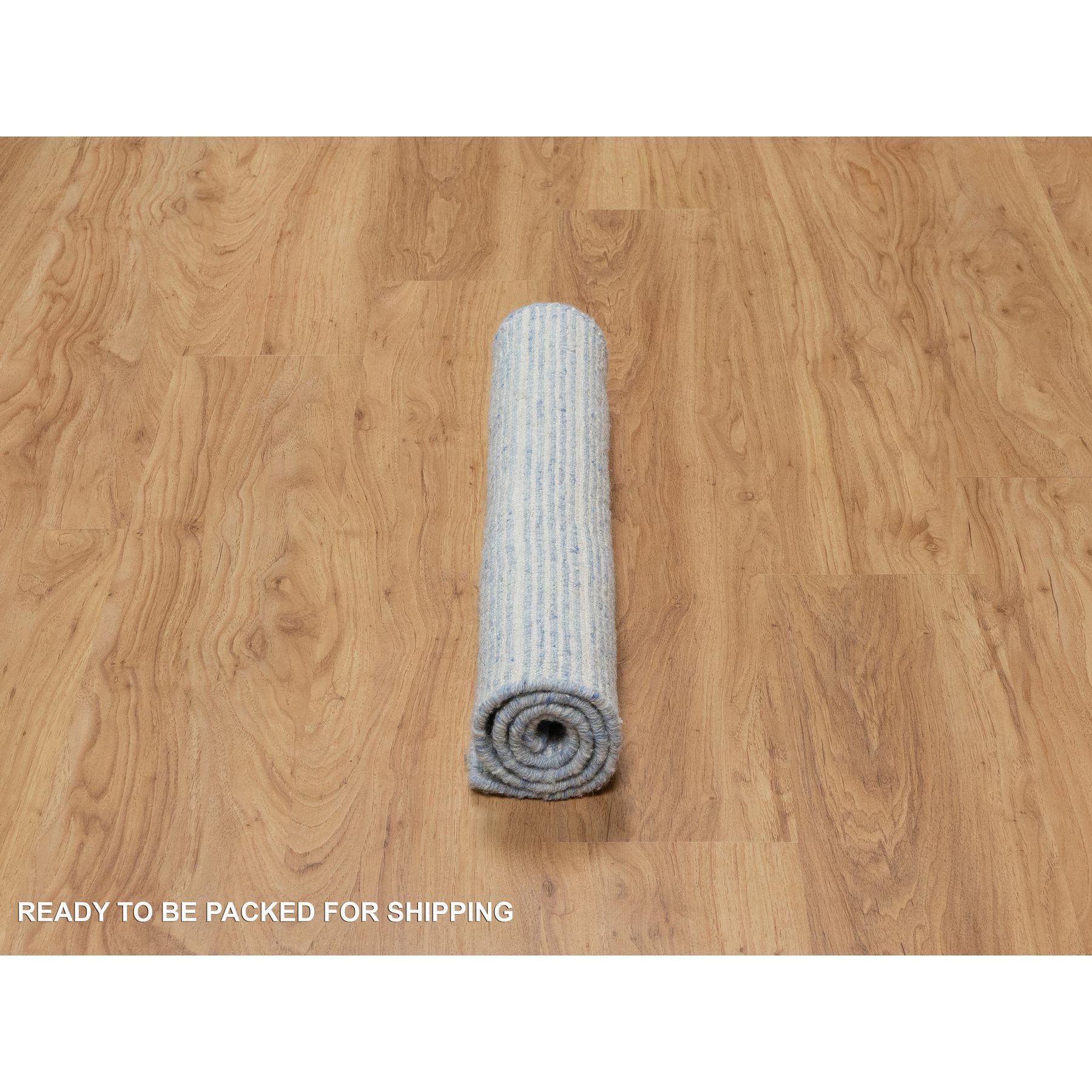 2'4"x3' Imperial Blue, Modern Plain Decor Box Design, Pure Wool, Soft to the Touch, Loomed Knotted, Mat, Oriental Rug HR91072 - Image 6
