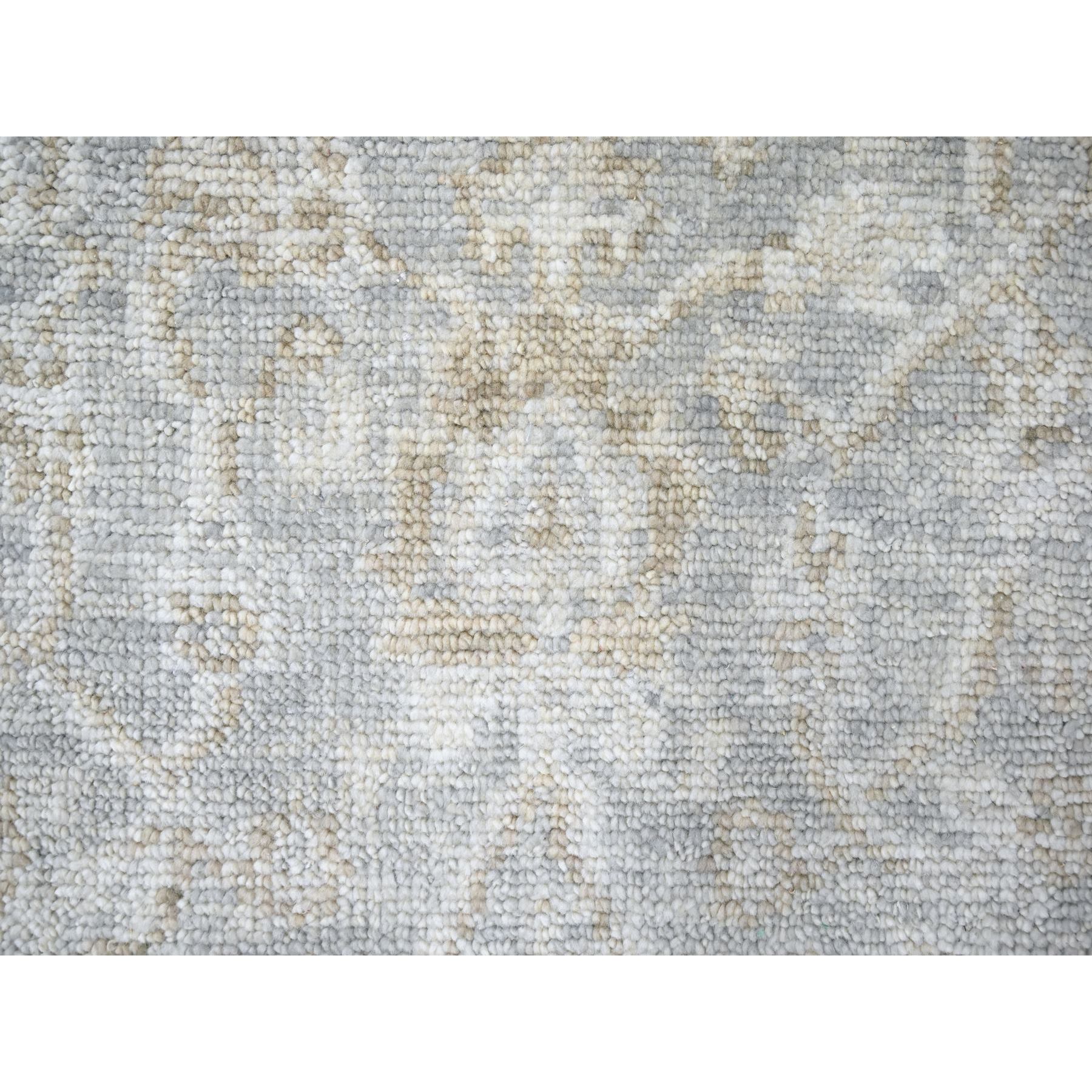 2'6"x8'6" Medium Gray, Supple Collection, Oushak All Over Design, Soft Velvety Wool, Hand Knotted, Vegetable Dyes, Runner, Oriental Rug HR10255 - Image 5