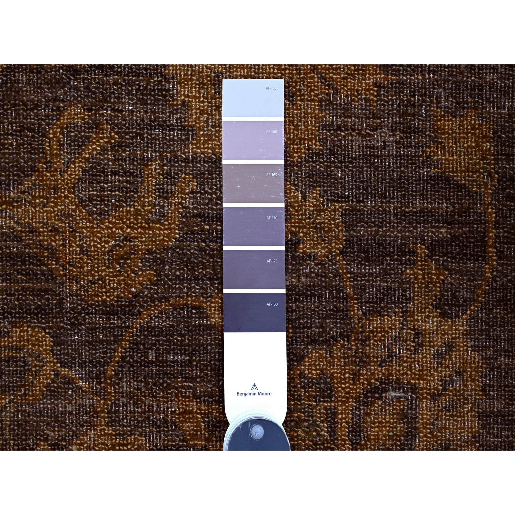7'10"x10' Chocolate Brown, Peshawar with Ziegler Mahal, All Over Design, Distressed, Zero Pile, Hand Knotted, Pure Wool, Oriental Rug HR20397 - Image 7