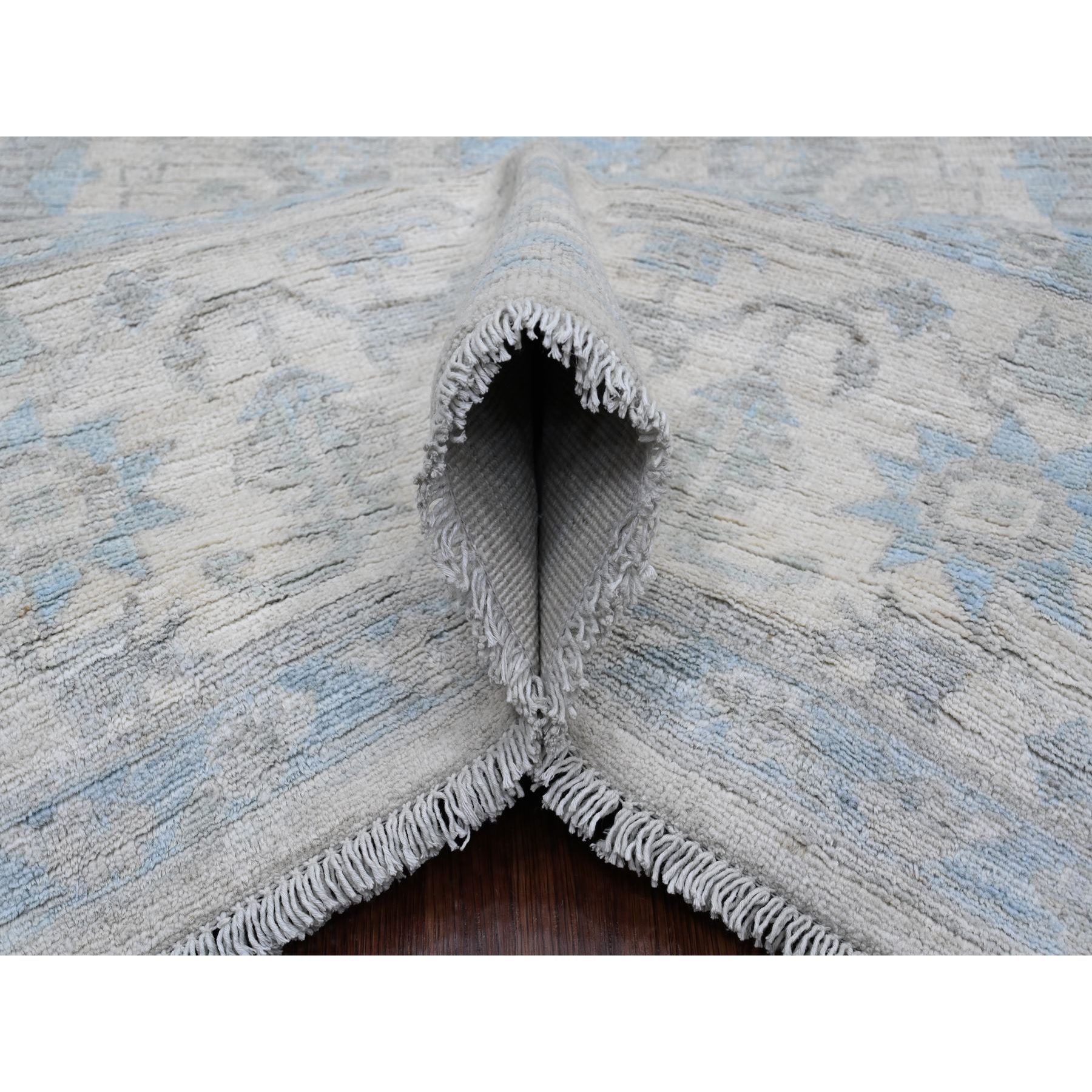 8'4"x9'9" Medium Gray, Peshawar with Heriz All Over Design, High Mountain Wool, Densely Woven, Hand Knotted, Natural Dyes, Oriental Rug HR20916 - Image 5