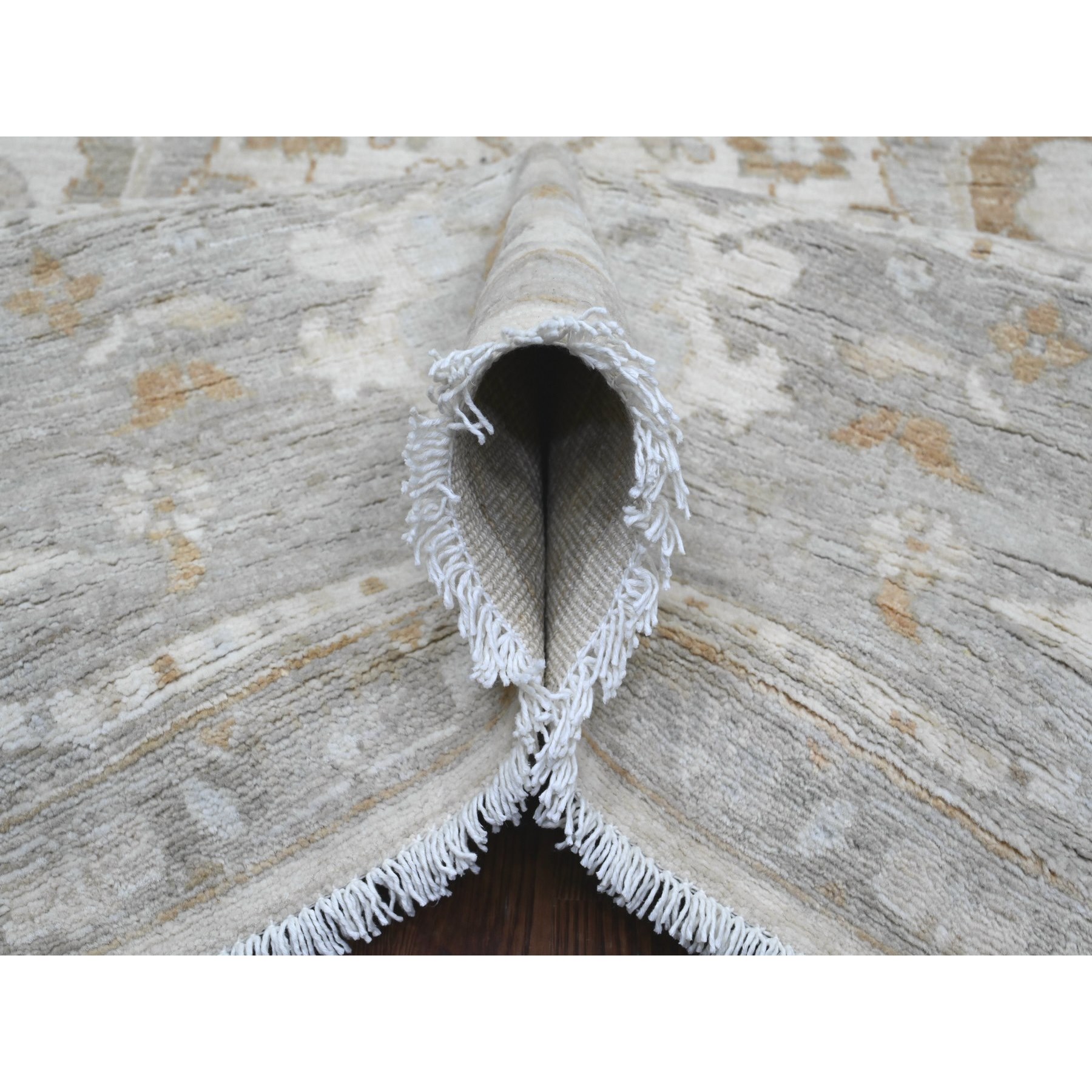 9'x11' Pearl White, Peshawar with Heriz All Over Design, Hand Knotted, Densely Woven, Aryana Collection, High Mountain Wool, Vegetable Dyes, Oriental Rug HR20918 - Image 5