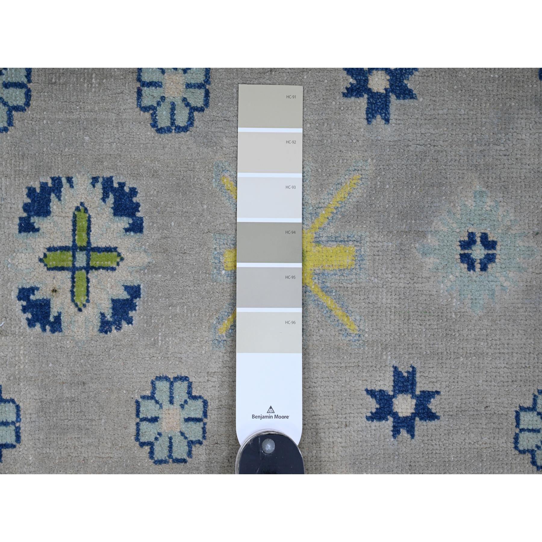 9'7"x13'4" Cloud Gray, Colorful Fusion Kazak, Caucasian Design with Geometric Medallions, 100% Wool, Hand Knotted, Oriental Rug HR20974 - Image 7
