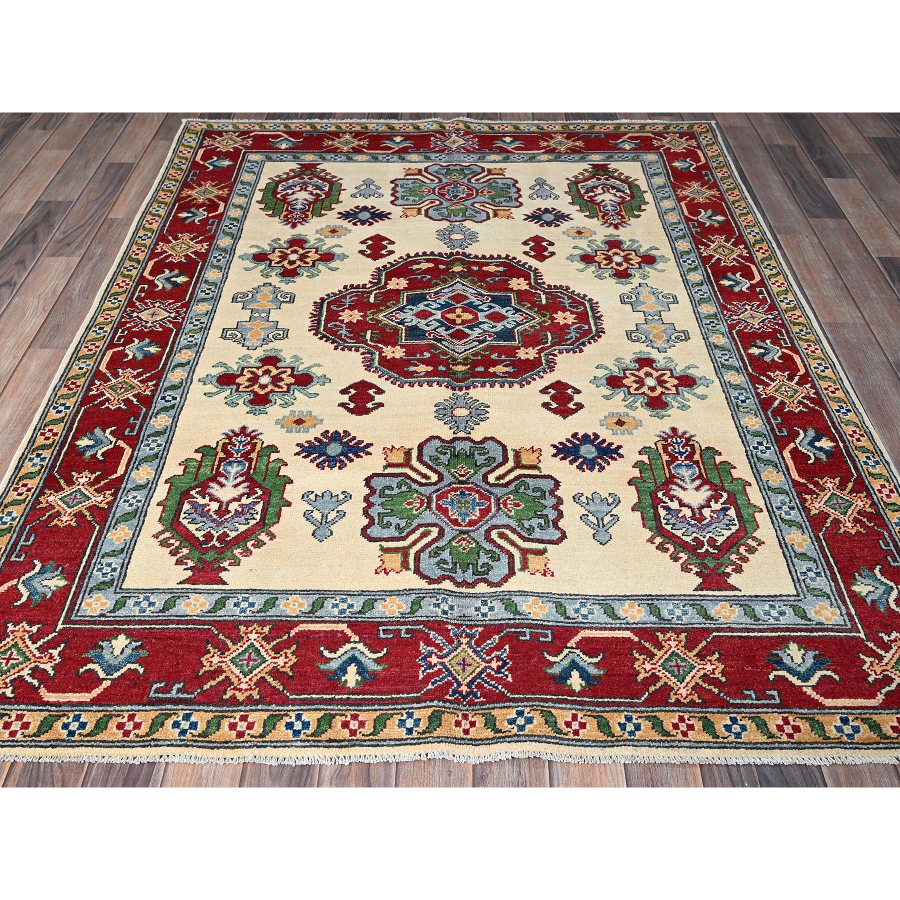 5'x6'6" Chiffon White, Kazak with Geometric Medallions Design, Vegetable Dyes, Hand Knotted, Denser Weave, 100% Wool, Oriental Rug HR332 - Image 2