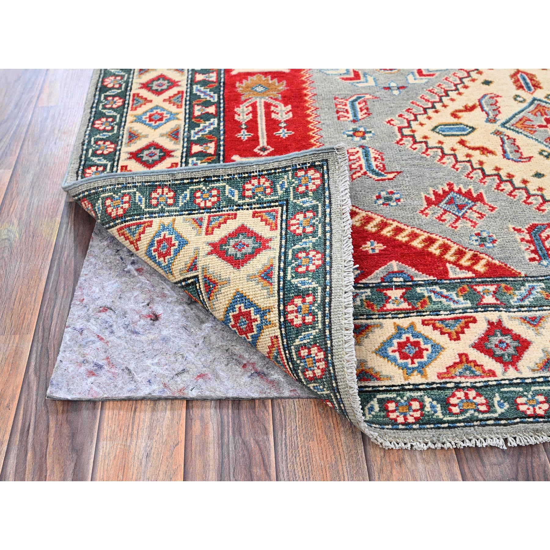 5'1"x7' Misty Gray with Crimson Red, Kazak with Geometric Medallions Design, Pure Wool, Vegetable Dyes, Hand Knotted, Denser Weave, Oriental Rug HR337 - Image 3