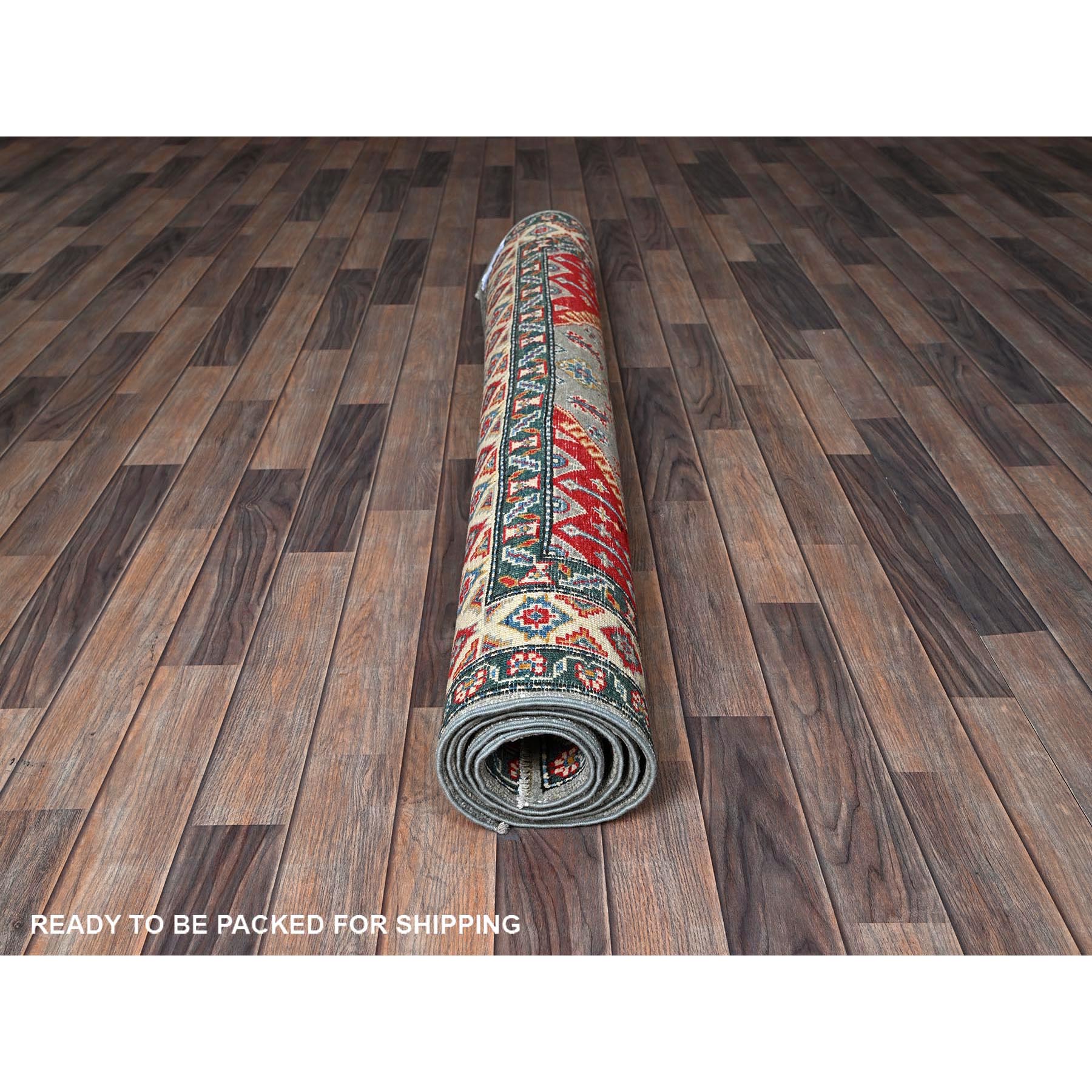 5'1"x7' Misty Gray with Crimson Red, Kazak with Geometric Medallions Design, Pure Wool, Vegetable Dyes, Hand Knotted, Denser Weave, Oriental Rug HR337 - Image 5