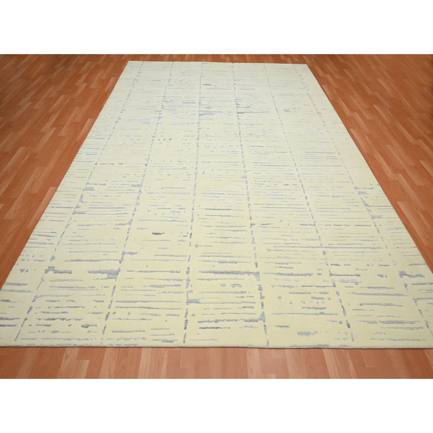 9'x12' Chiffon White, Modern Design with Textured Weave, Tone on Tone, Wool & Silk, Hand Knotted, Oriental Rug HR75641 - Image 2