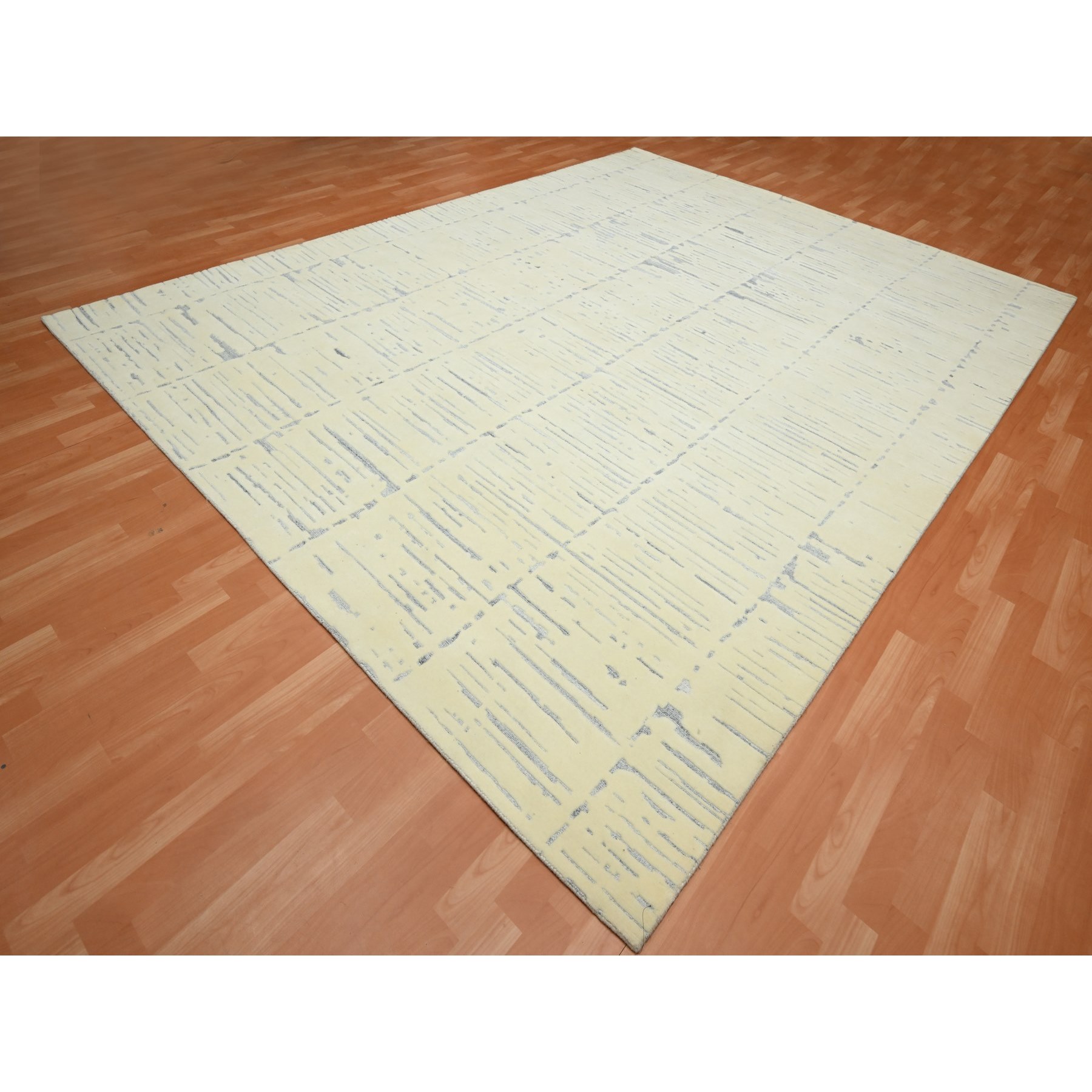 9'x12' Chiffon White, Modern Design with Textured Weave, Tone on Tone, Wool & Silk, Hand Knotted, Oriental Rug HR75641 - Image 3