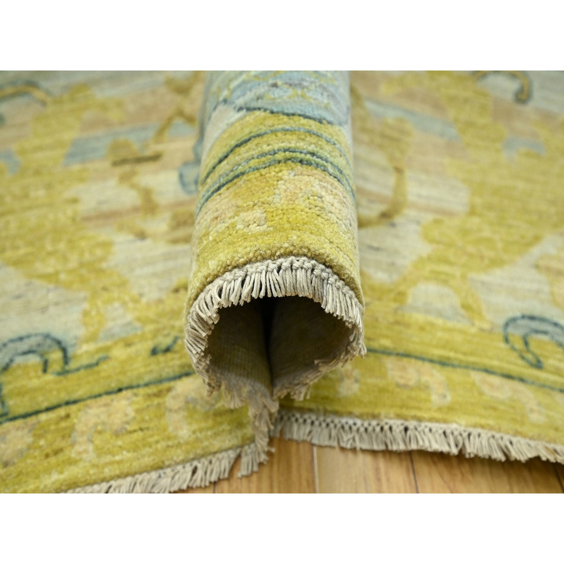 9'1"x12'1" Pastel Gray with Touches of Gold, Antiqued Persian Bijar Garus Design, Distinct Abrash, Hand Knotted, 100% Wool, Vegetable Dyes, Oriental Rug HR76687 - Image 5