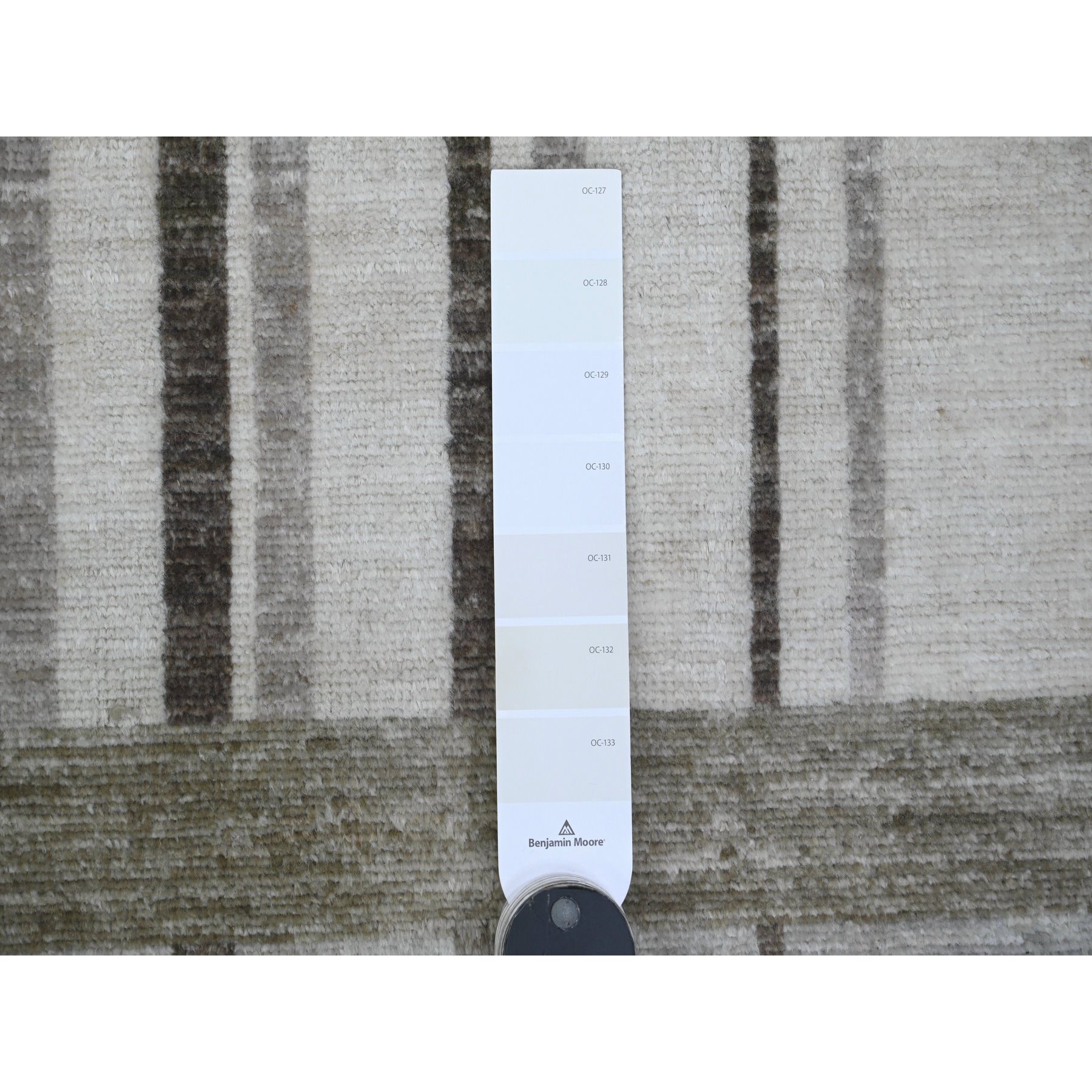8'x9'9" Dark Vanilla Brown, Bauhaus Inspired Criss Cross Line Design, Hand Knotted, Soft and Velvety Wool, Oriental Rug HR89773 - Image 7