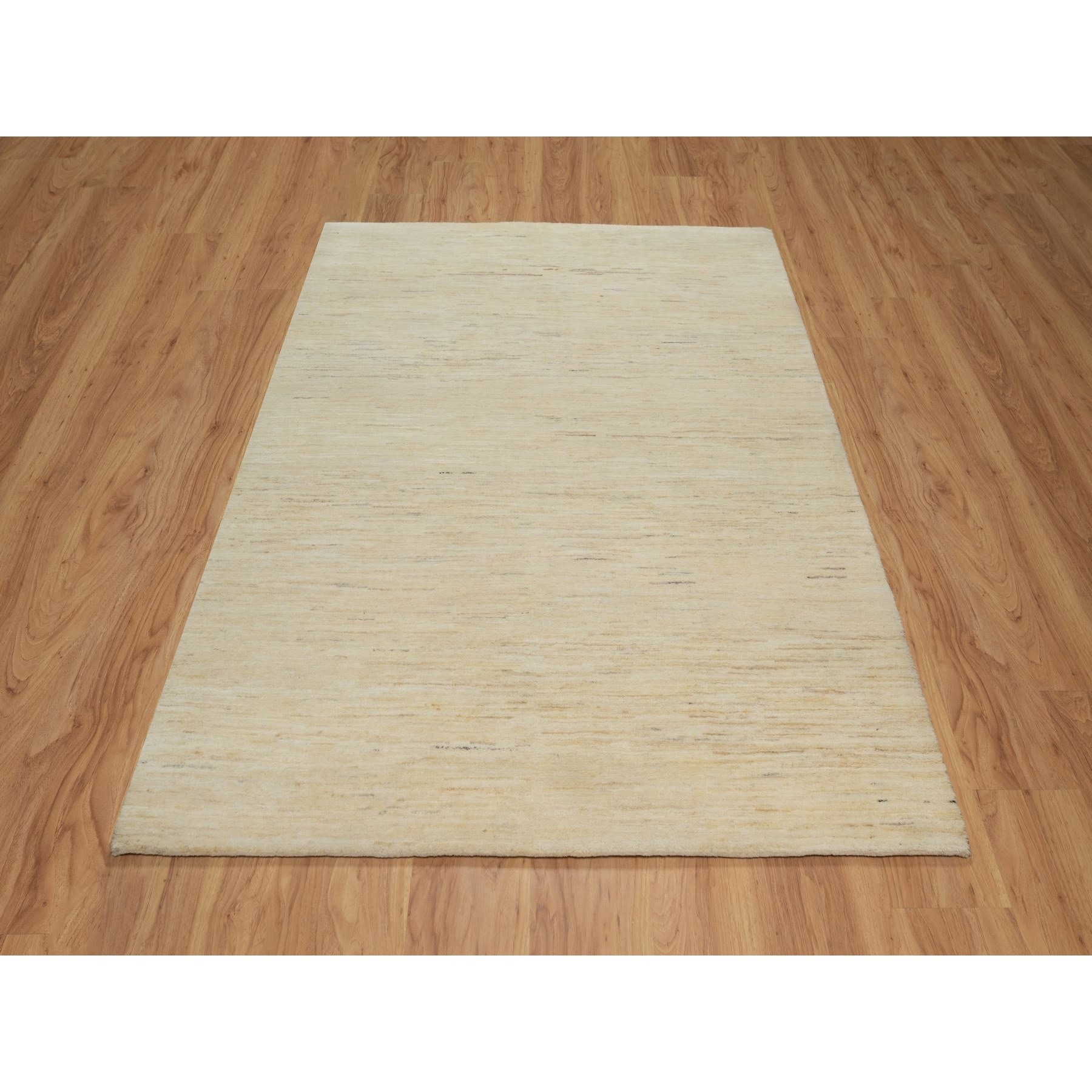 4'9"x6'4" Linen White, Modern, Plain Design, Lori Buft Gabbeh, Thick and Plush, Pure Wool, Hand Knotted, Oriental Rug HR91294 - Image 2
