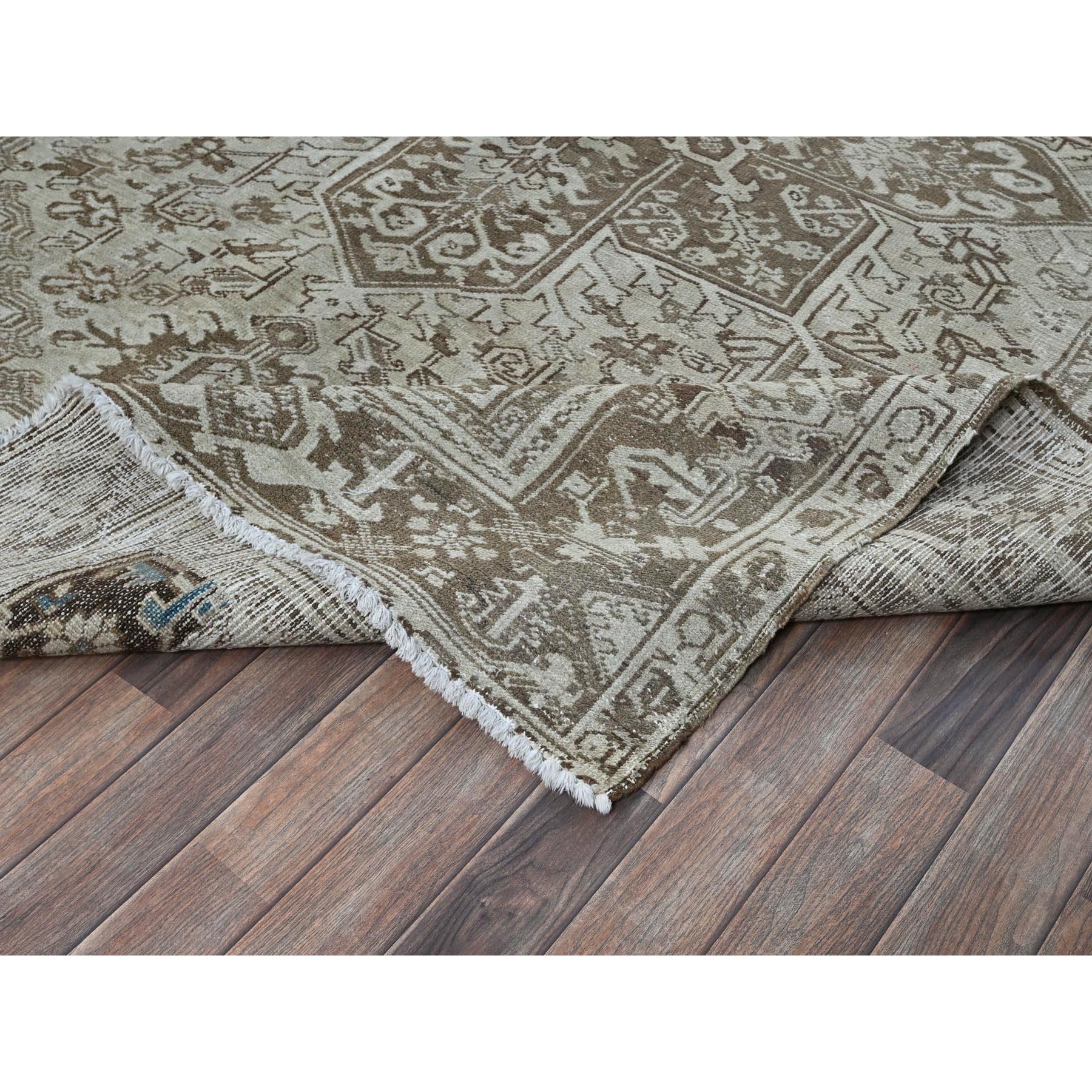 7'6"x10'4" Pastel Gray, Vintage Persian Heriz with Geometric Medallion Design, Stone Washed, Unique Patches, Abrash, 100% Wool, Hand Knotted, Even Wear, Cropped Thin, Sides and Ends Professionally Secured, Oriental Rug HR1337 - Image 7