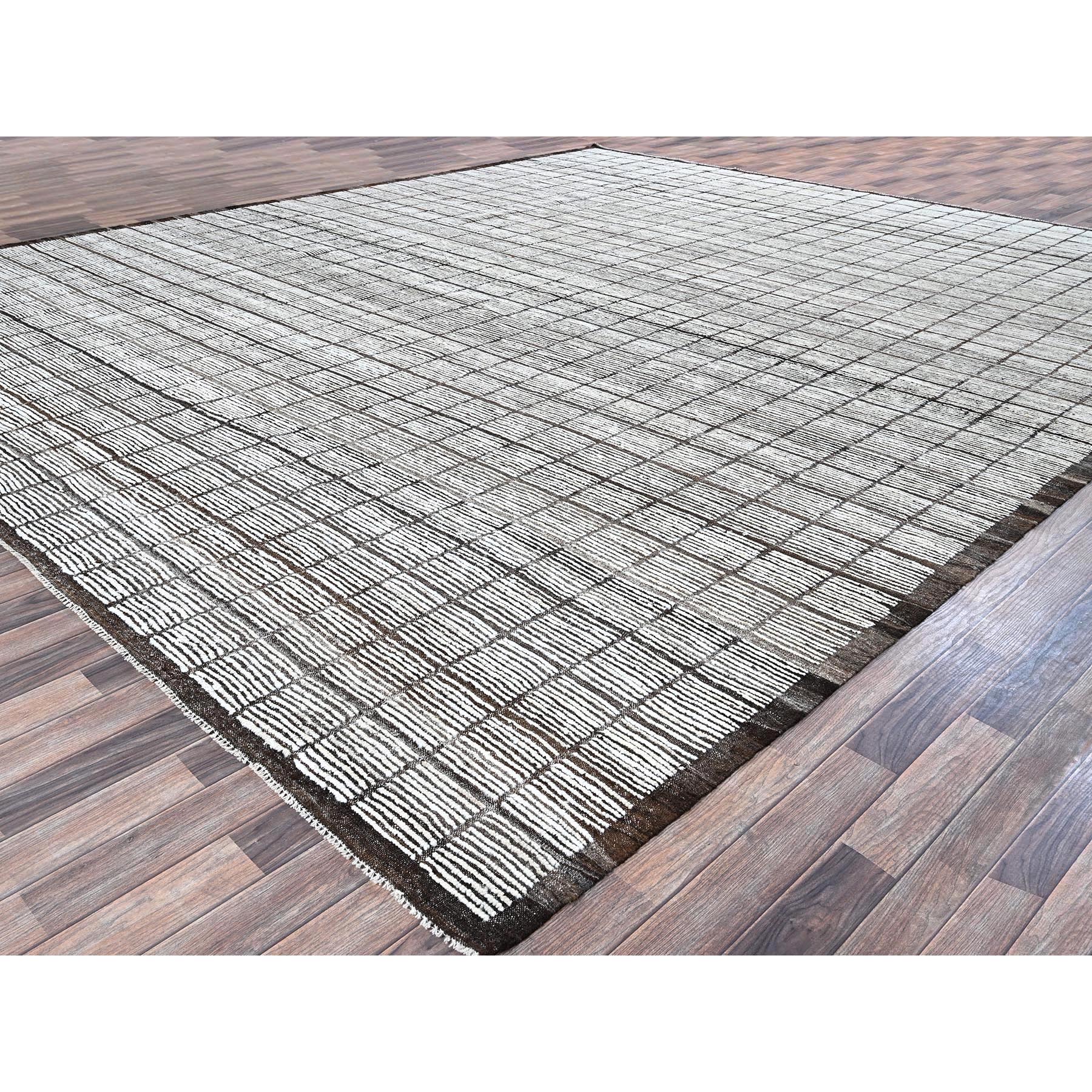 12'6"x15' Porcelain White, Moroccan Weave with Box Design, Textured Pile, Tone on Tone, 100% Wool, Hand Knotted, Oversized, Oriental Rug HR1375 - Image 4