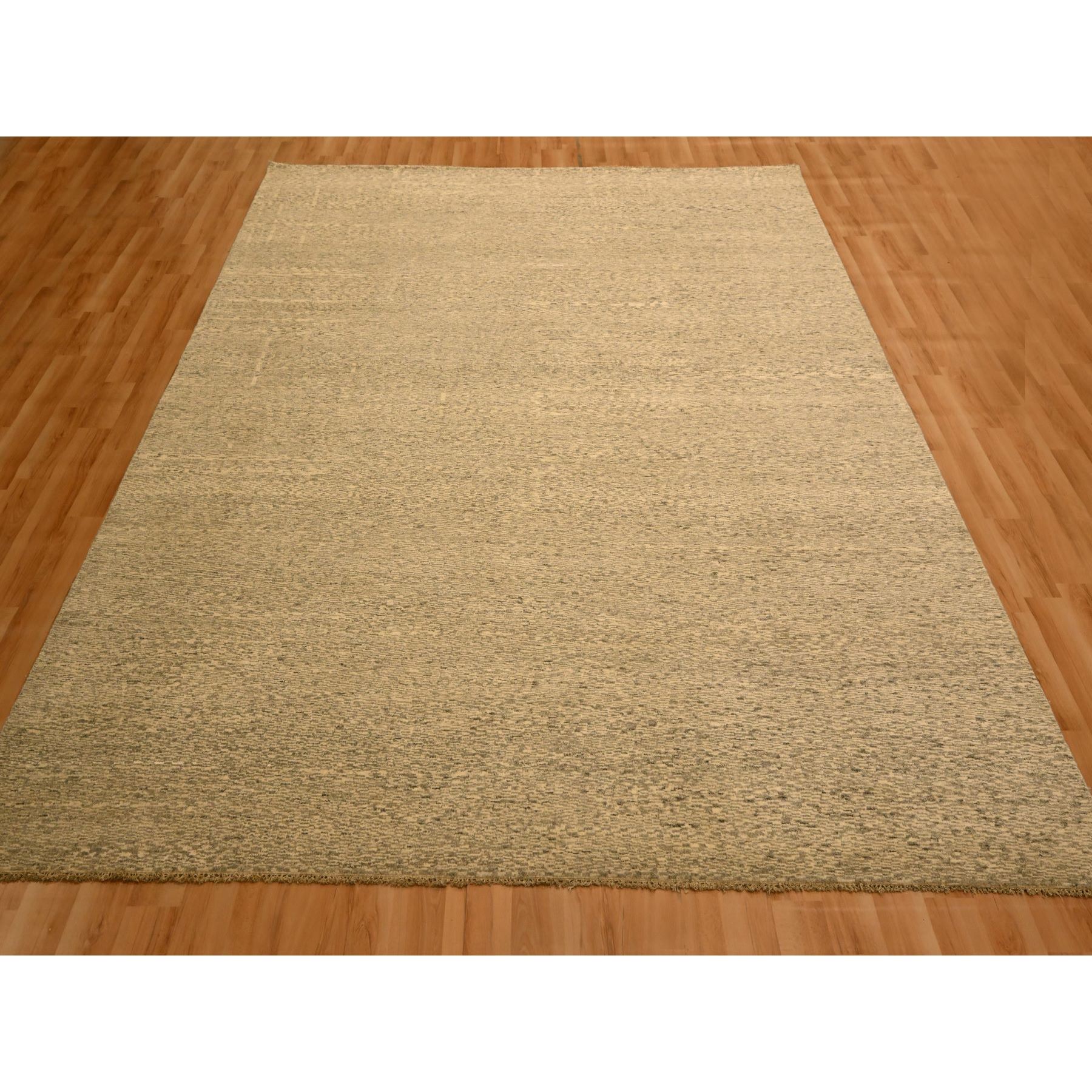 7'9"x9'7" Beige, Tone on Tone, Undyed Natural Wool, Grass Design, Hand Knotted, Oriental Rug HR76183 - Image 2
