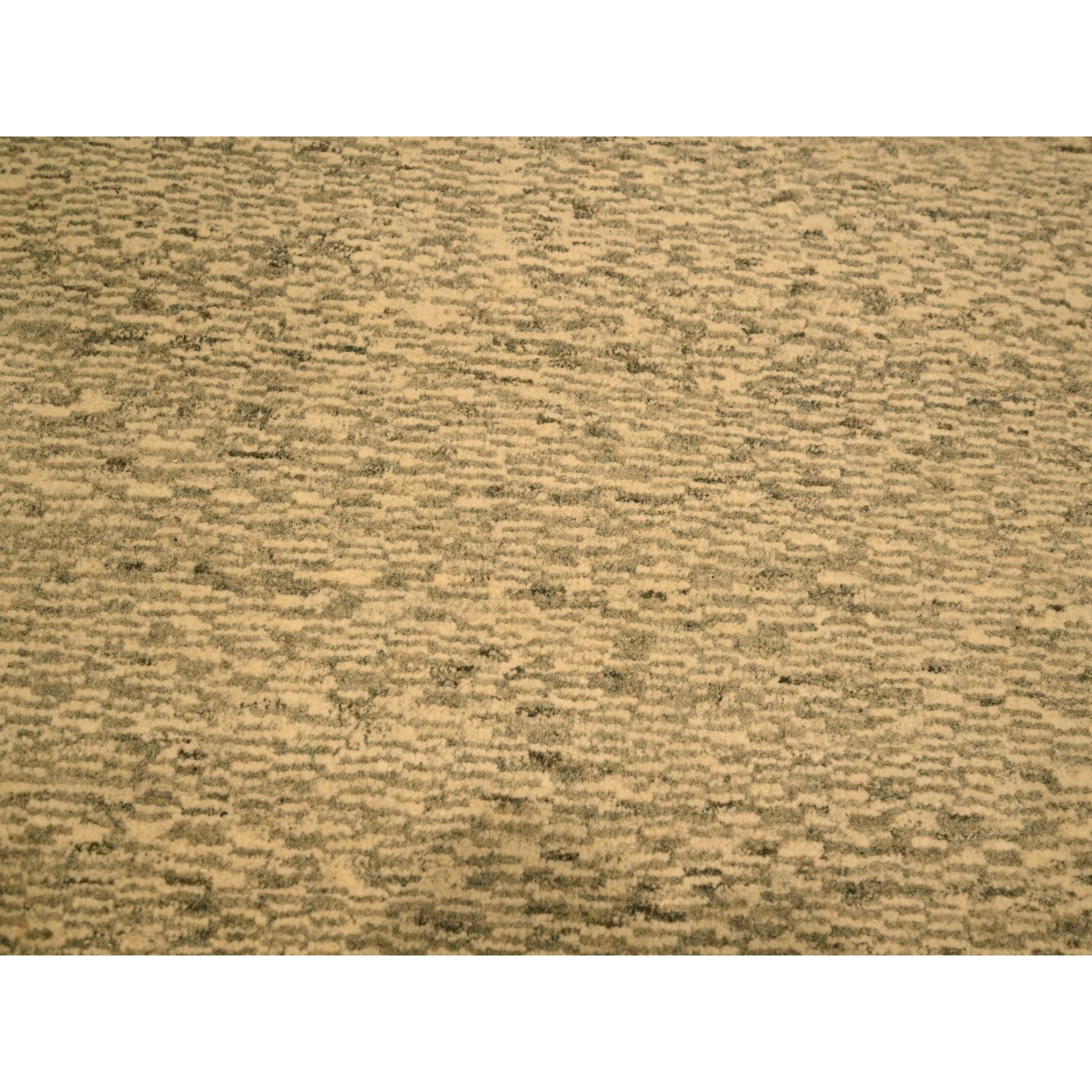 7'9"x9'7" Beige, Tone on Tone, Undyed Natural Wool, Grass Design, Hand Knotted, Oriental Rug HR76183 - Image 8