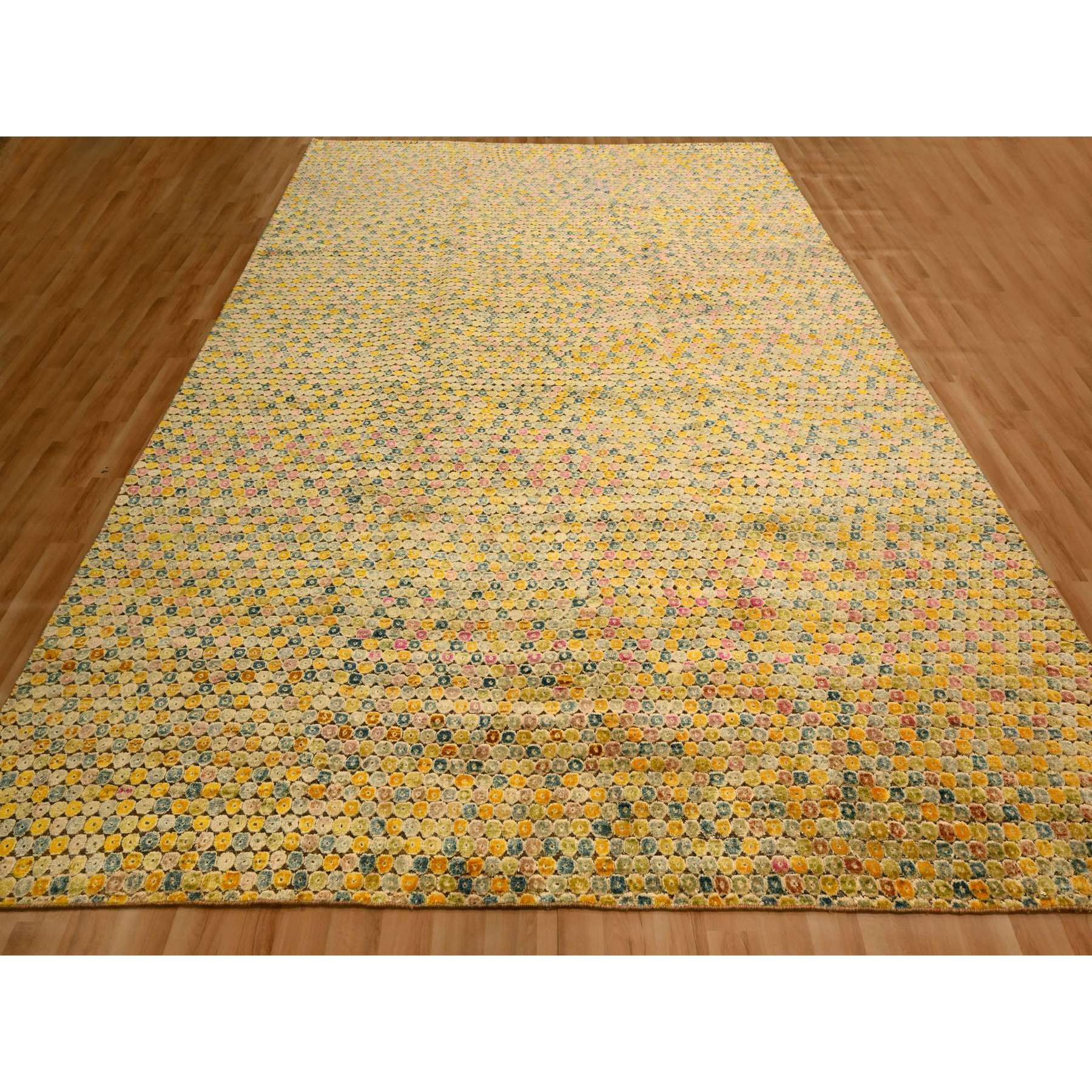 8'10"x12'2" Amber Gold, THE BUTTONS, Sari Silk, Hand Knotted, Soft to the Touch, Oriental Rug HR76201 - Image 2