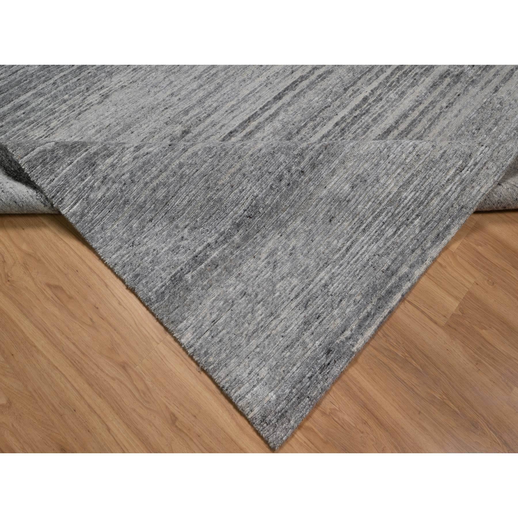 8'x9'10" Feather Gray, Modern Design with Nepali Weave, Hand Knotted, Undyed Natural Wool, Thick and Plush, Oriental Rug HR91418 - Image 6