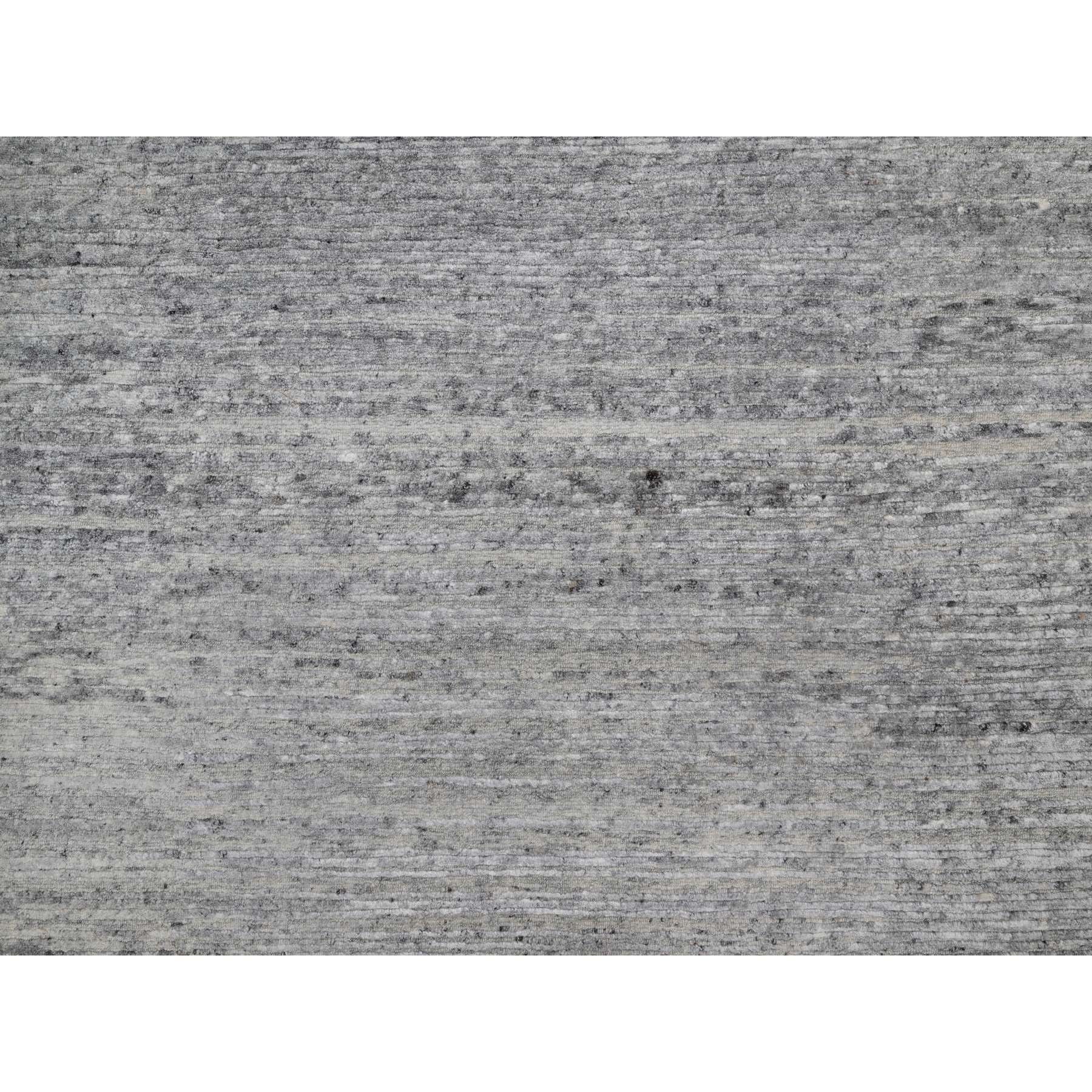 8'x9'10" Feather Gray, Modern Design with Nepali Weave, Hand Knotted, Undyed Natural Wool, Thick and Plush, Oriental Rug HR91418 - Image 8
