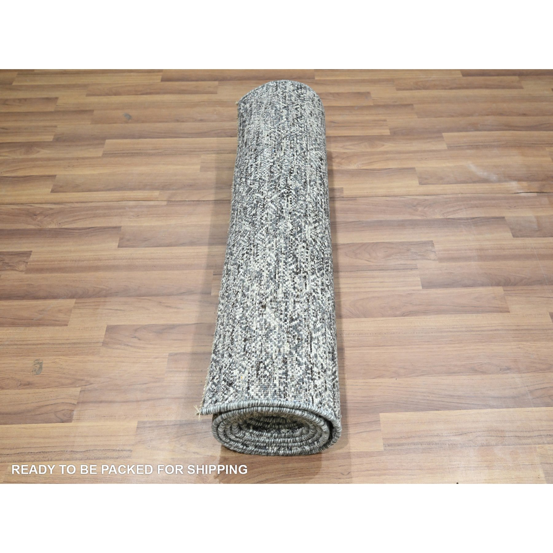 2'7"x9'10" Pebble Gray, Kohinoor Herat with Small Geometric Repetitive Diamond Design, Tone On Tone, Soft Wool, Hand Knotted, Runner, Oriental Rug HR76412 - Image 5