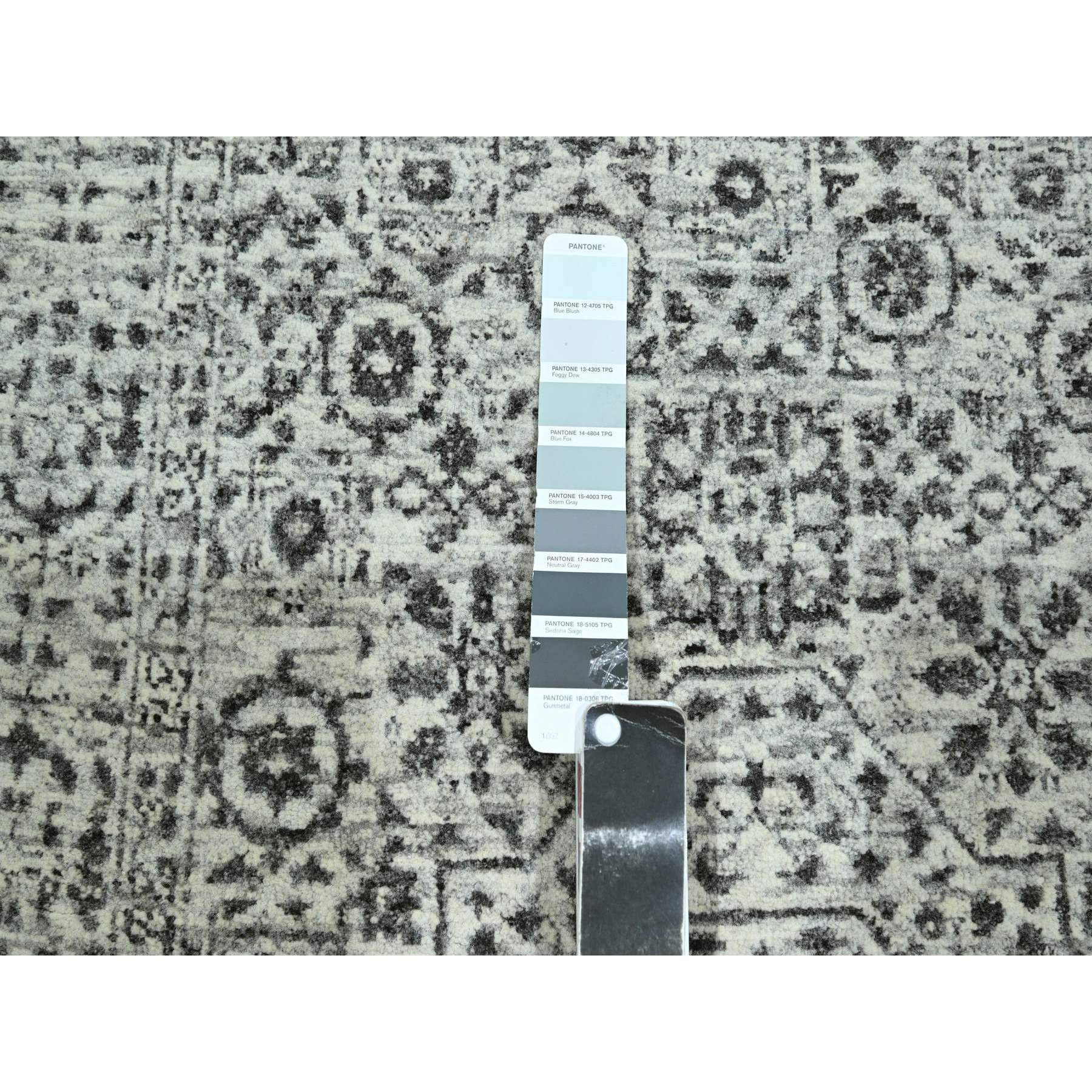 2'7"x12' Vista White, Pre Historic 14th Century Influence, Mamluk Design, Natural Dyes, Hand Knotted, Pure Wool, Runner, Oriental Rug HR76437 - Image 4
