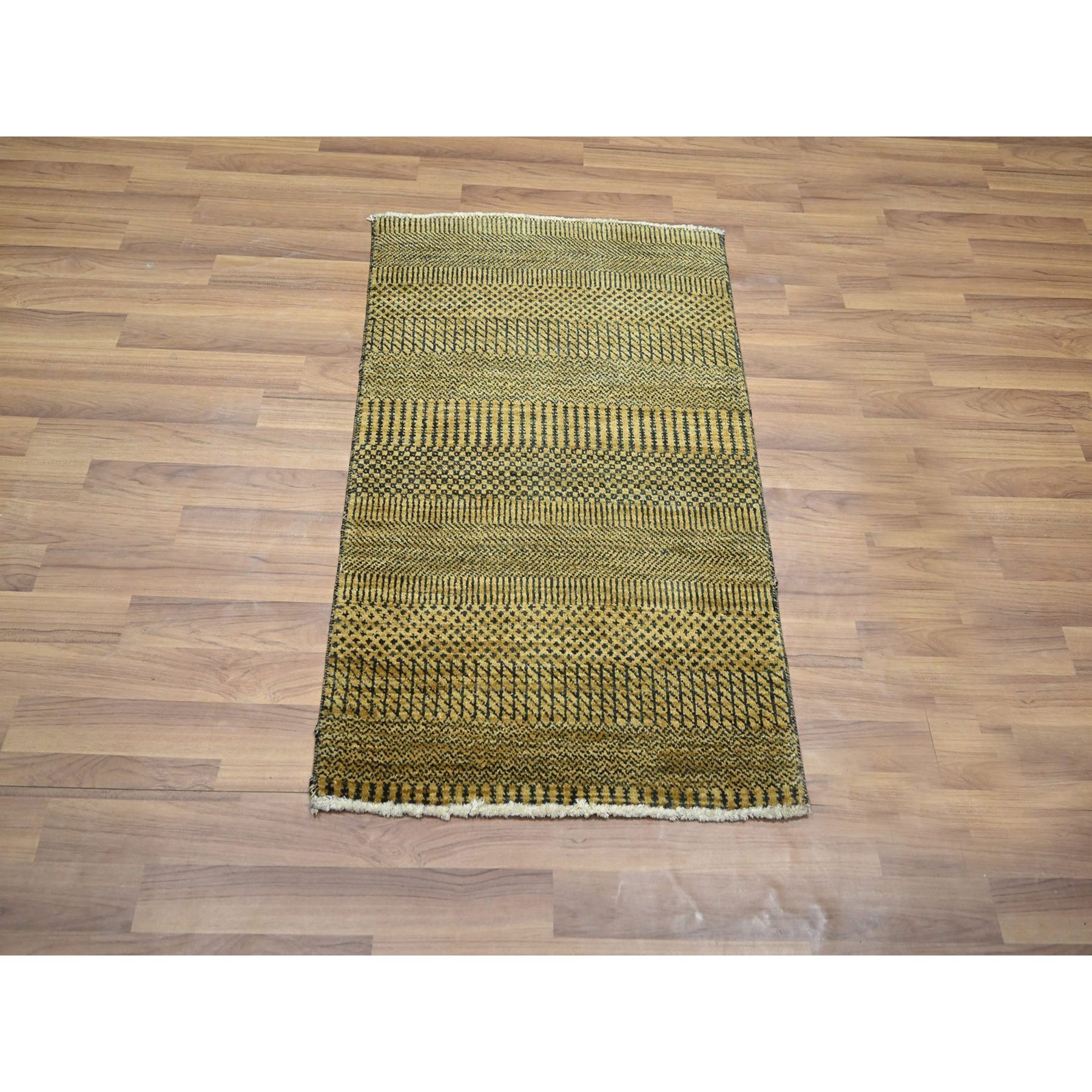 2'x3' Golden Brown, Wool with touch of Silk, Tone on Tone, Lush and Plush, Hand Knotted, Modern Grass Design, Sample, Mat, Oriental Rug HR76529 - Image 2