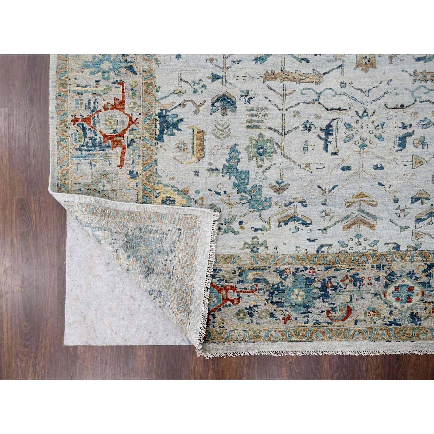 8'10"x11'10" Pastel Gray, Broken and Erased Persian Heriz All Over Design with Soft Color Palette, Dense Weave, Hand Knotted, Pure Wool, Oriental Rug HR10312 - Image 4