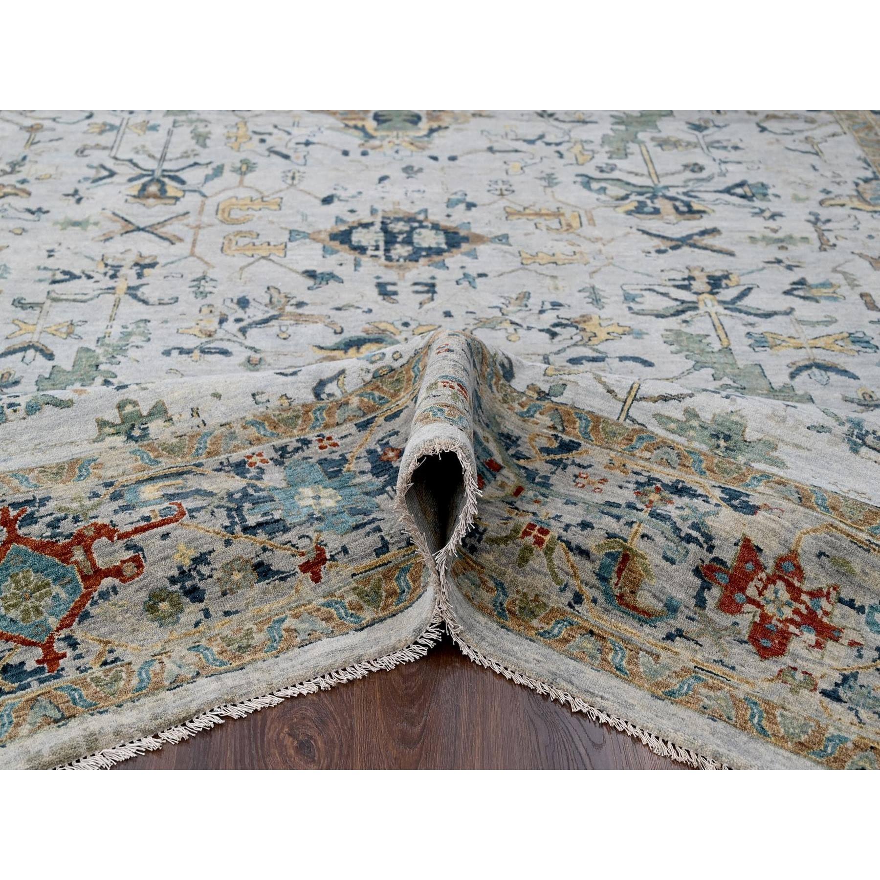 8'10"x11'10" Pastel Gray, Broken and Erased Persian Heriz All Over Design with Soft Color Palette, Dense Weave, Hand Knotted, Pure Wool, Oriental Rug HR10312 - Image 5