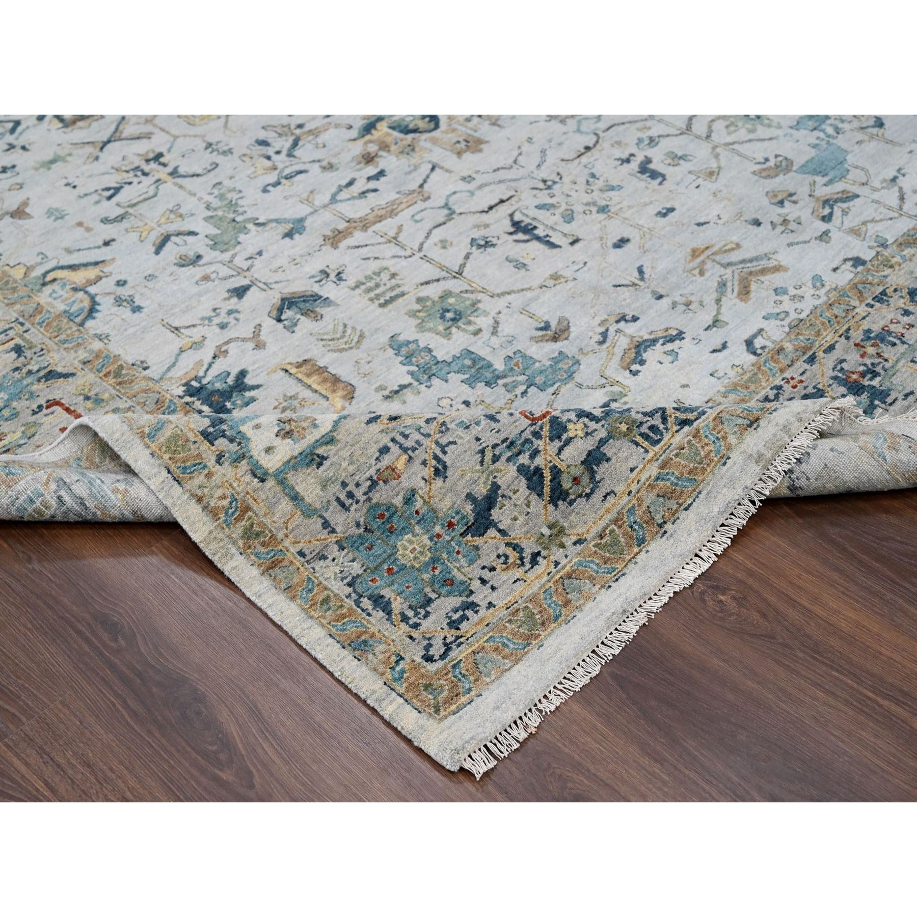 8'10"x11'10" Pastel Gray, Broken and Erased Persian Heriz All Over Design with Soft Color Palette, Dense Weave, Hand Knotted, Pure Wool, Oriental Rug HR10312 - Image 6