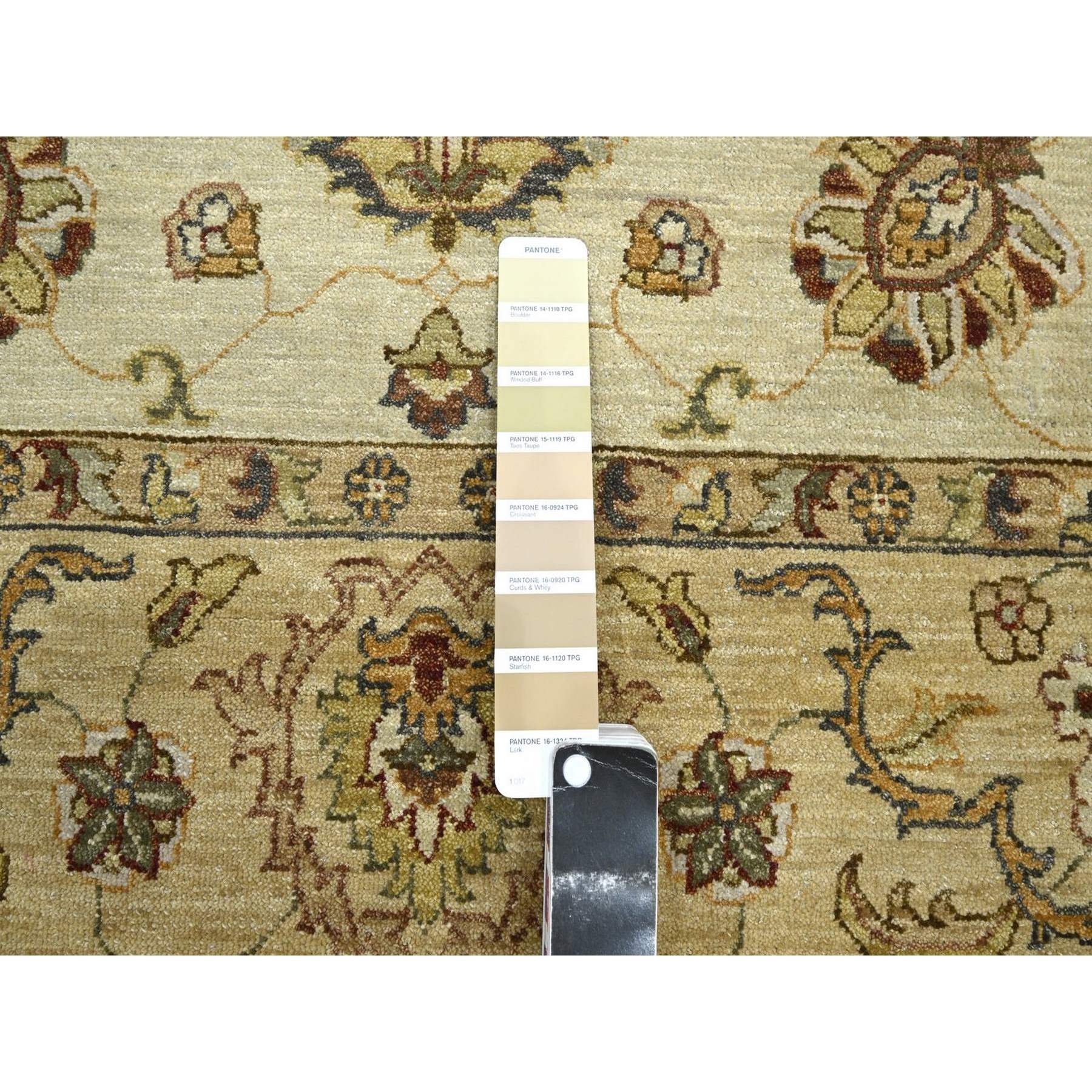 5'6"x8'1" Linen White, Pure Wool, Agra with Ziegler Design, Colorful Leaf Pattern, Zero Pile, Hand Knotted, Oriental Rug HR76361 - Image 4