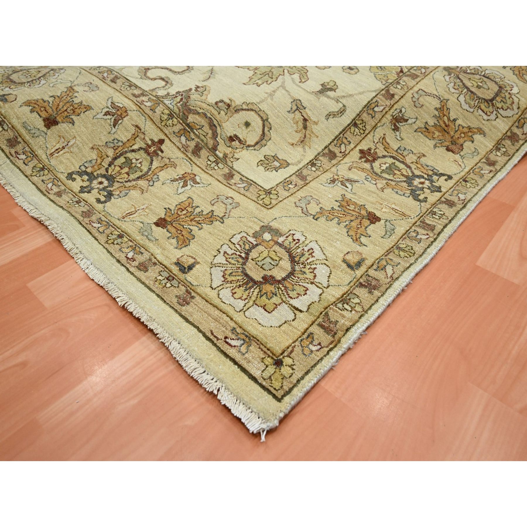 6'5"x8'1" Bone White, Hand Knotted, All Over Leaf Pattern, Agra with Ziegler Design, Zero Pile, Pure Wool, Oriental Rug HR76367 - Image 6