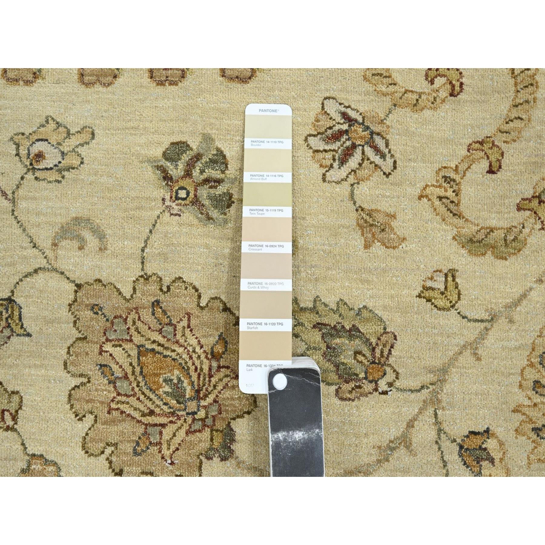 7'3"x9'1" Boulder White, Hand Knotted, Agra with Ziegler Design, All Over Leaf Pattern, Zero Pile, Pure Wool, Oriental Rug HR76370 - Image 7