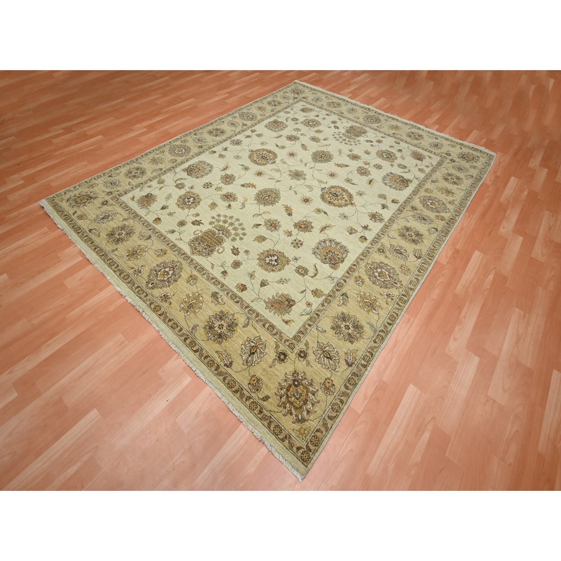 7'3"x9'3" Linen White, Hand Knotted, Agra with Ziegler Design, All Over Leaf Pattern, Zero Pile, Pure Wool, Oriental Rug HR76371 - Image 3