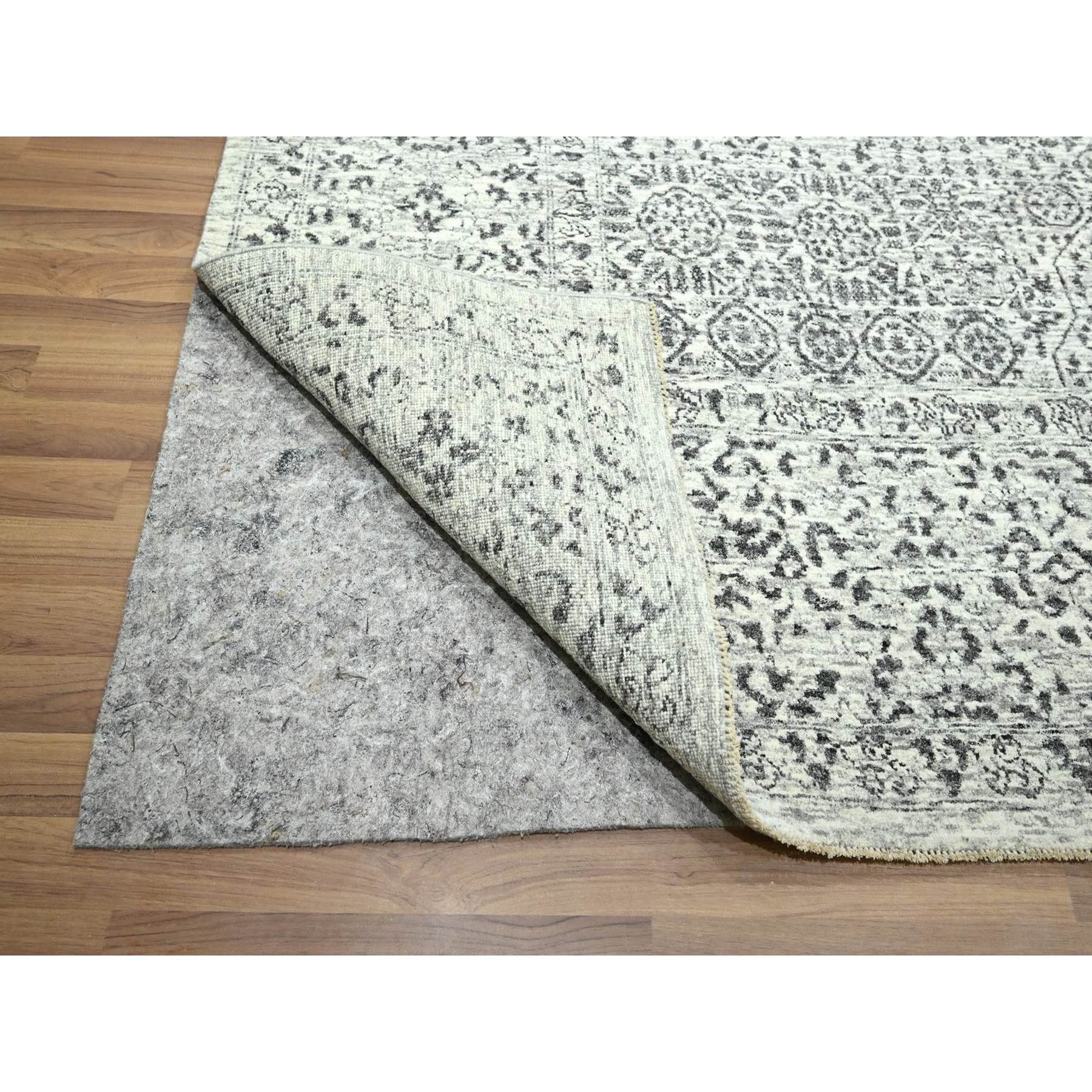 9'1"x12' Alabaster White, Pre Historic 14th Century Influence, Mamluk Design, Natural Dyes, Hand Knotted, Pure Wool, Oriental Rug HR76547 - Image 4