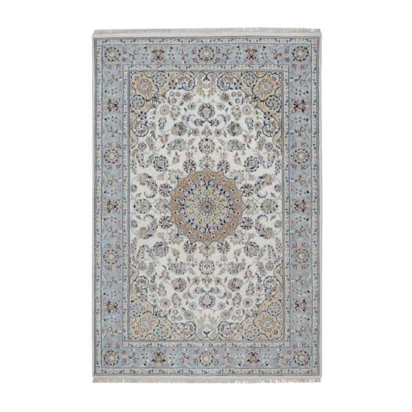 6'x9' Pristine White, 250 KPSI, Nain with Flower Medallion Design, Wool and Silk, Soft Pile, Hand Knotted, Oriental Rug HR91586