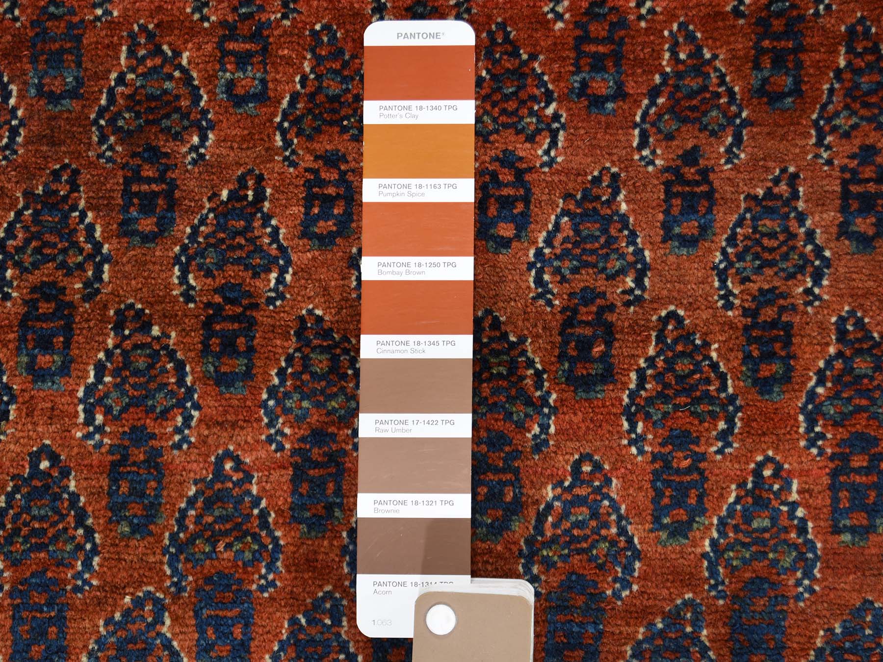 4'5"x6'5" Brown Antique Persian Seraband Good Condition Even Wear Pure Wool Hand-Knotted Oriental Rug HR46195 - Image 4