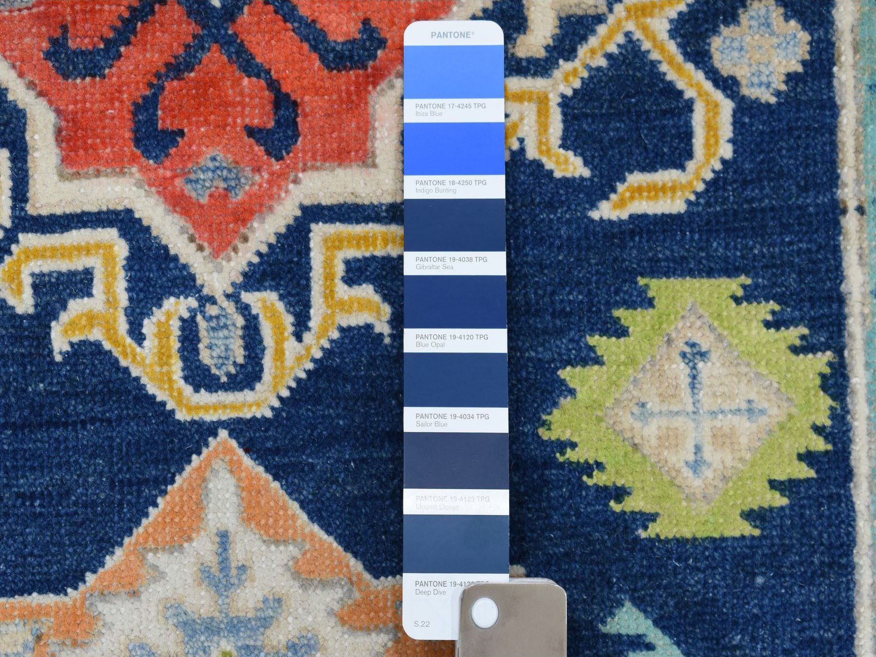 3'1"x5' Colorful Navy Blue Fusion Kazak Pure Wool Hand Knotted Oriental Rug HR53539 - Image 3