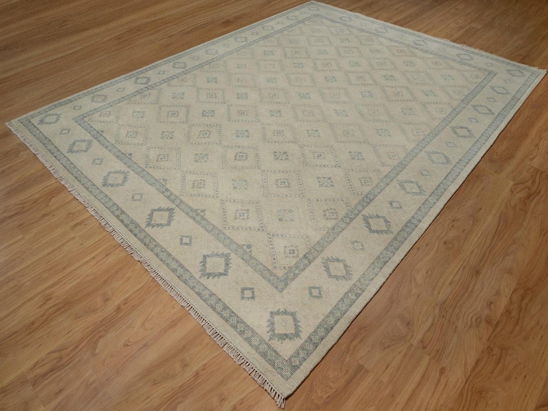 9'x12' Bone White, Zero Pile, Box Design with Repetitive Triangle Tribal Motifs, Hand Knotted, 100% Wool, Oriental Rug HR91720 - Image 3