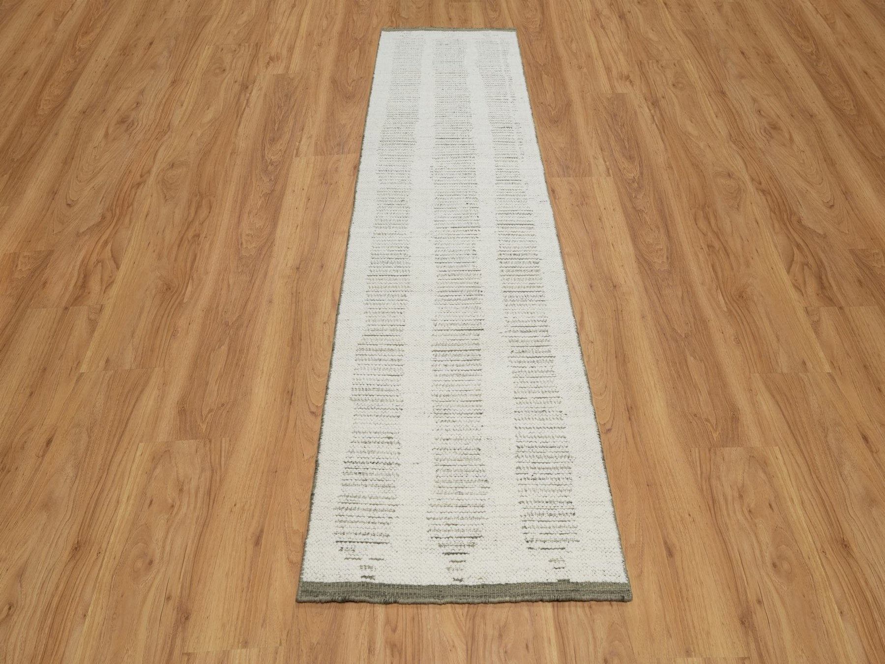 2'6"x10' Papyrus White, Hand Woven, Flat Weave with Textured Pile, Undyed Natural Wool, Runner, Oriental Rug HR91727 - Image 2