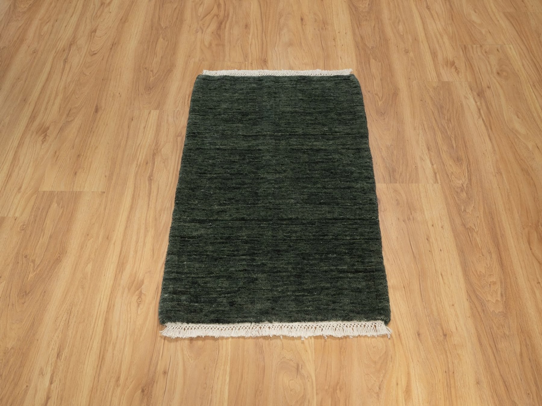 2'x2'8" Juniper Green, Plain Solid Design, Salt and Pepper Effect, Hand Loomed, Pure Wool, Sample, Mat, Oriental Rug HR91781 - Image 2