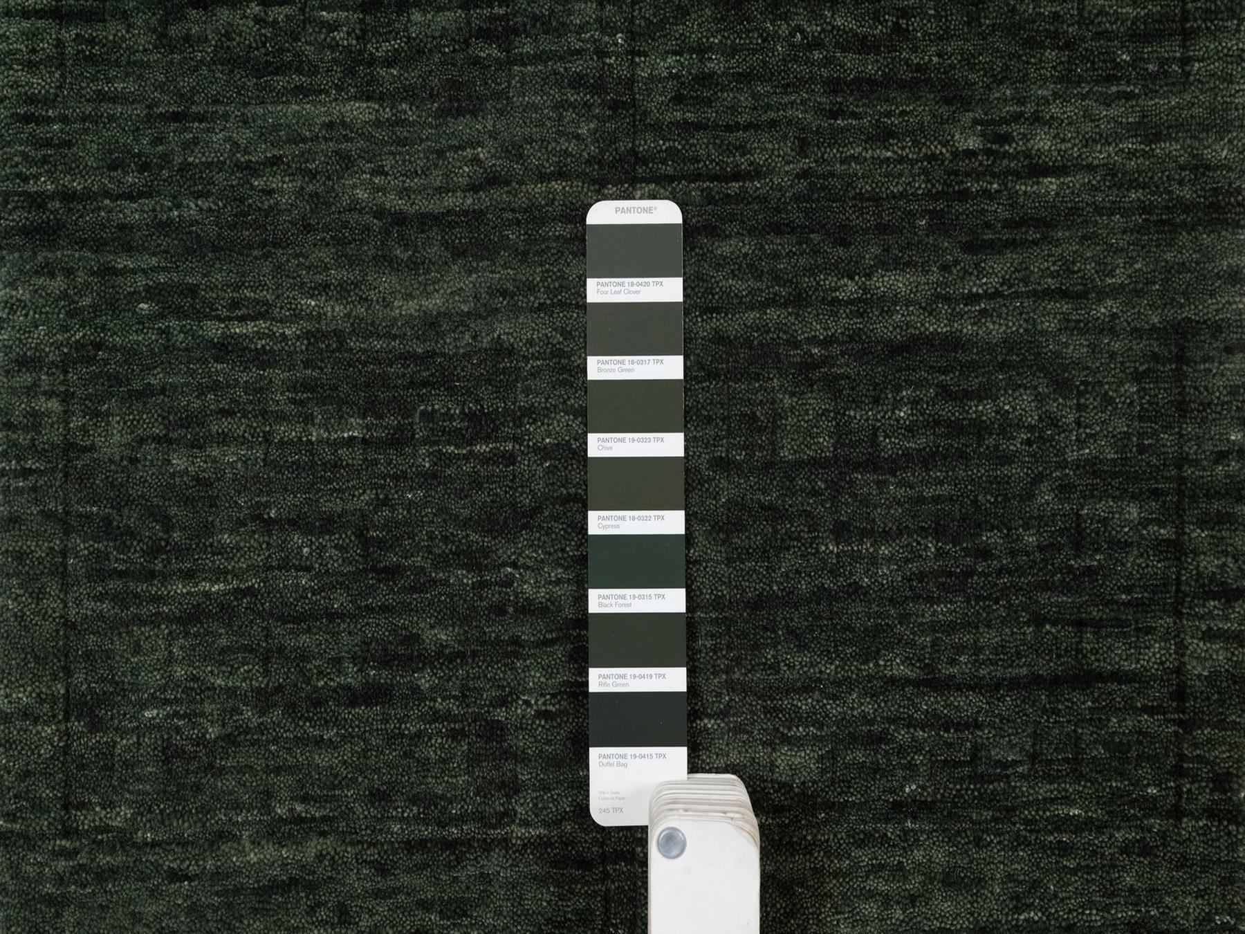 2'x2'8" Juniper Green, Plain Solid Design, Salt and Pepper Effect, Hand Loomed, Pure Wool, Sample, Mat, Oriental Rug HR91781 - Image 4