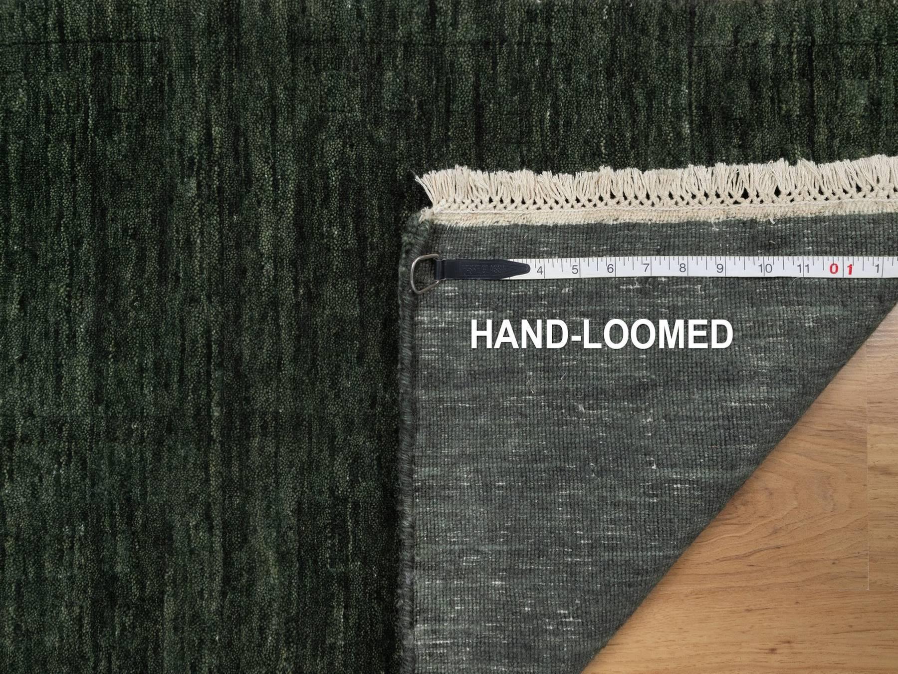 2'x2'8" Juniper Green, Plain Solid Design, Salt and Pepper Effect, Hand Loomed, Pure Wool, Sample, Mat, Oriental Rug HR91781 - Image 8
