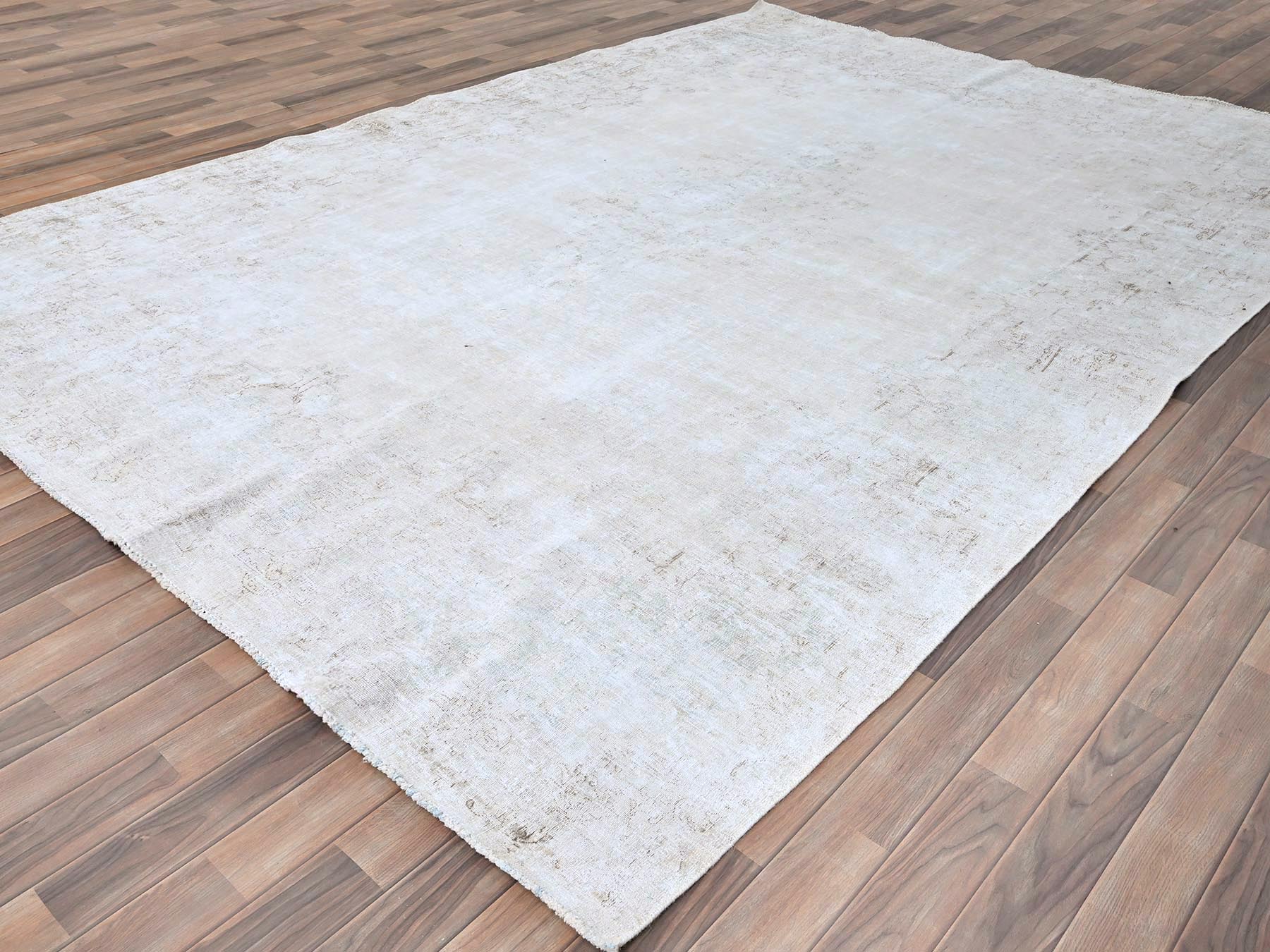 8'2"x11'8" Alice Blue, Vintage Persian Kerman, Evenly Worn, 100% Wool, Hand Knotted, Cleaned with Sides and Edges Professionally Secured, Oriental Rug HR85523 - Image 3