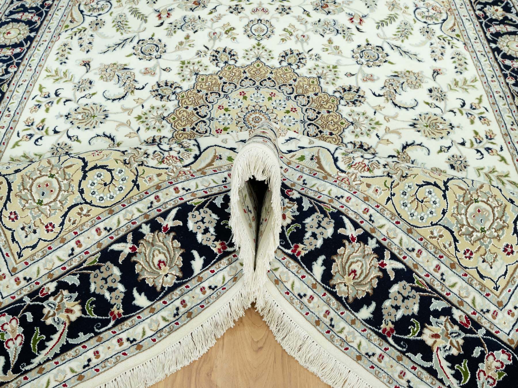 7'10"x10' Origami White, Hand Knotted, 250 KPSI, Nain Organic Wool Center Medallion Flower Design, Denser Weave, Oriental Rug HR90519 - Image 5