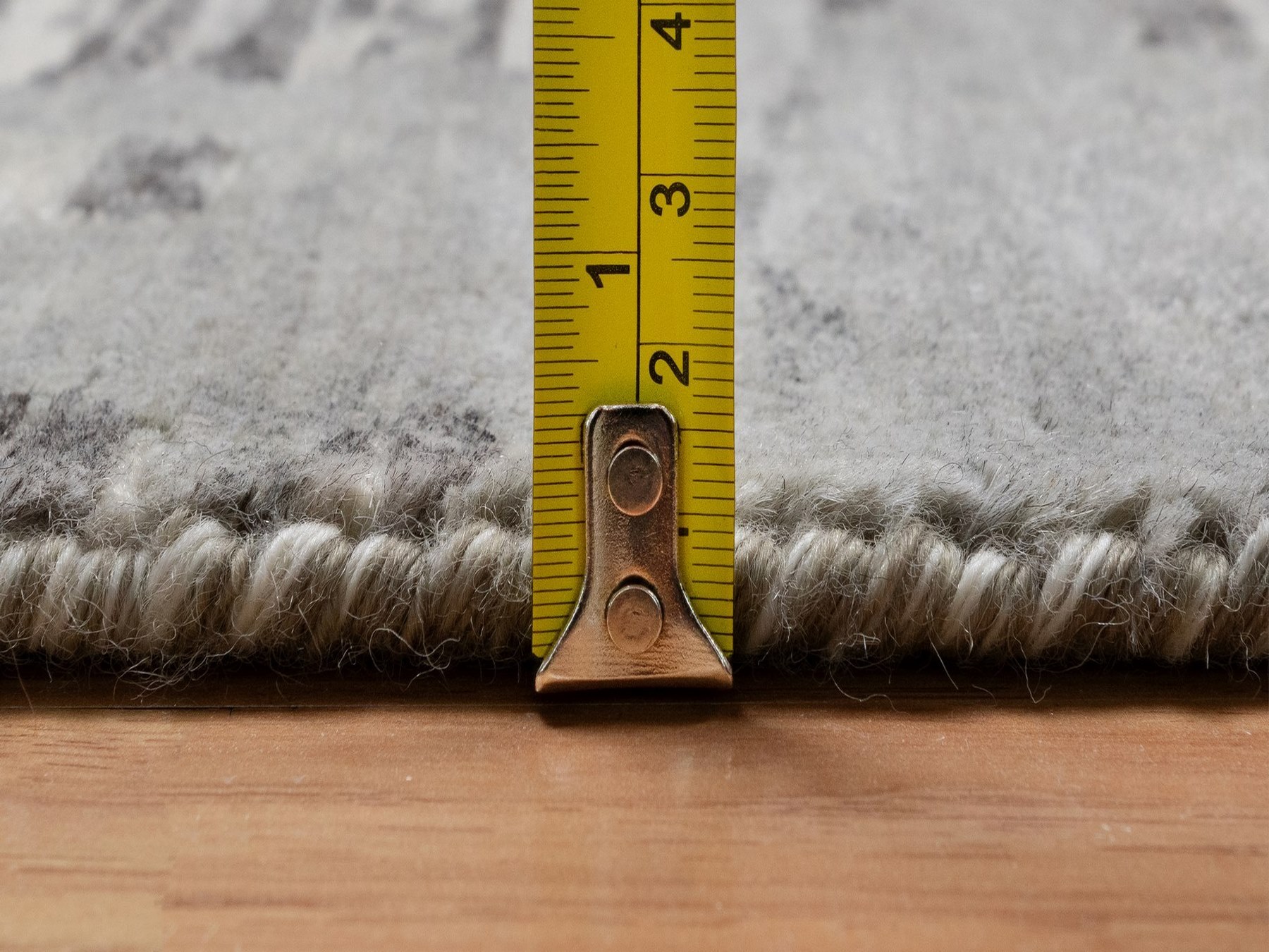 5'x7' Mirage Gray, Modern Criss Cross Erased Design, Hand Spun Undyed Natural Wool, Hand Knotted, Oriental Rug HR91833 - Image 7