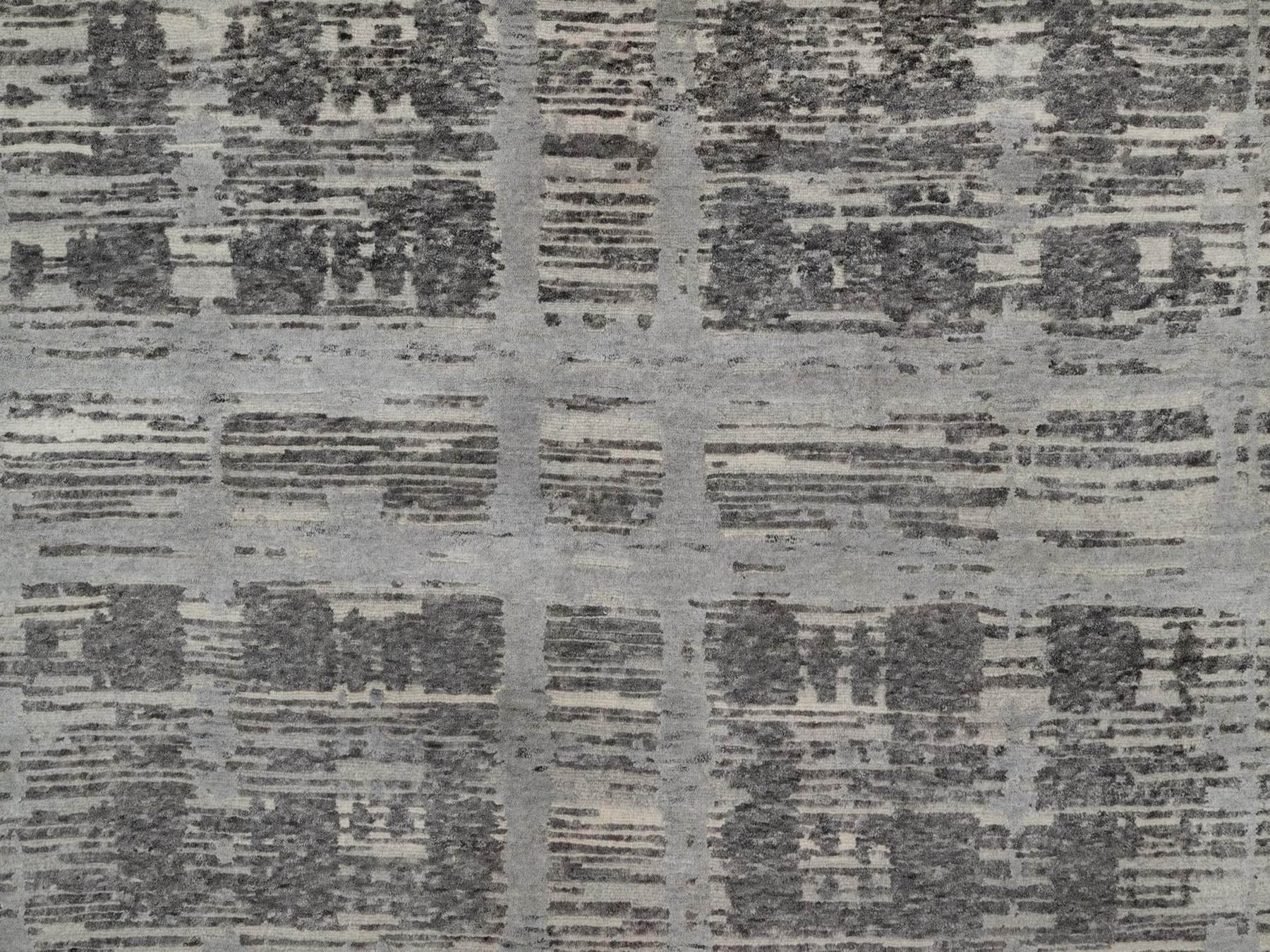8'1"x10'2" Fossil Gray, Modern Criss Cross Erased Design, Hand Knotted, Hand Spun Undyed Natural Wool, Oriental Rug HR91847 - Image 8