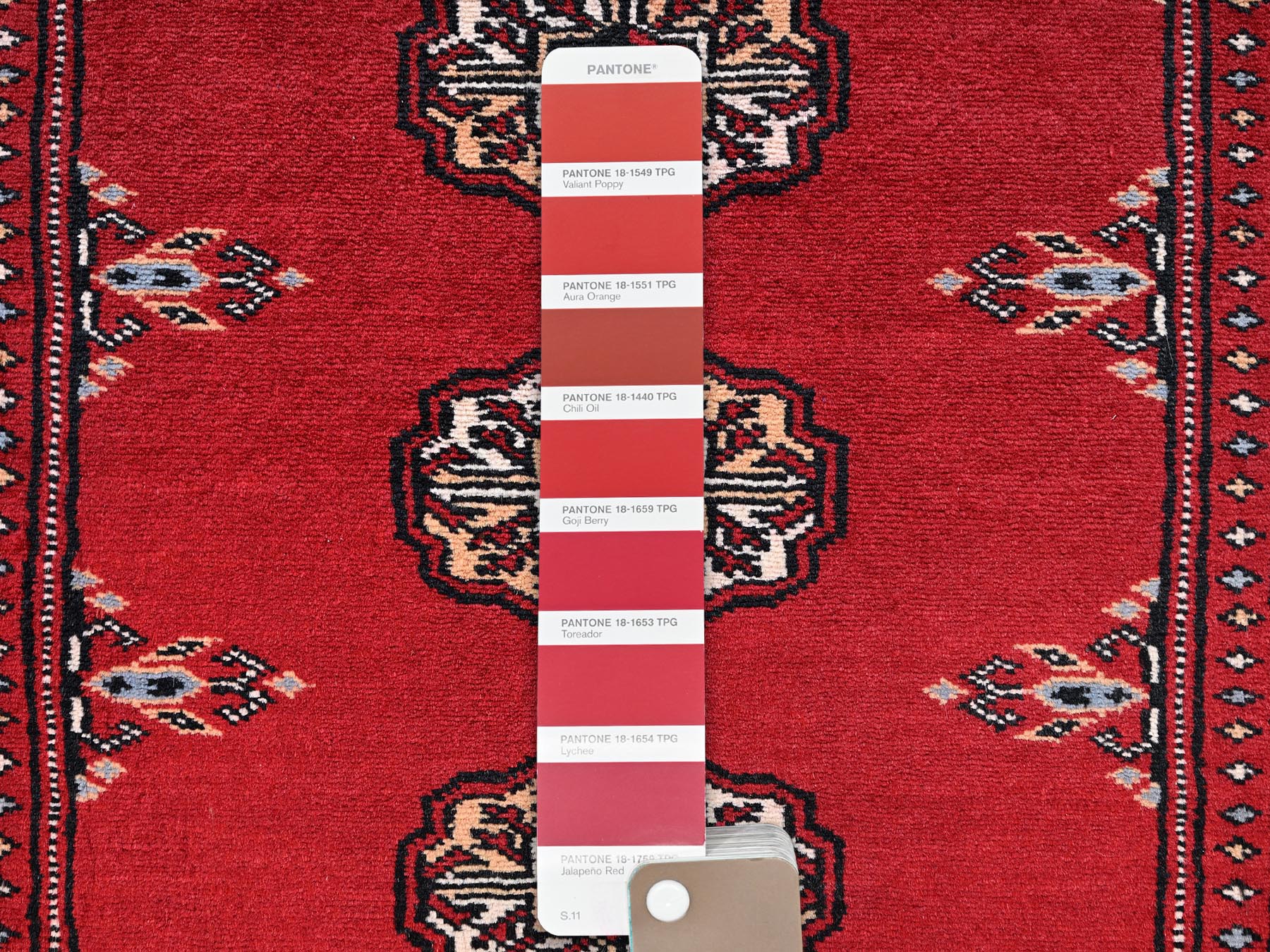 2'8"x6'2" Berry Red, Princess Bokara with Tribal Medallions, Soft and Shiny Wool, Hand Knotted, Runner, Oriental Rug HR1996 - Image 4