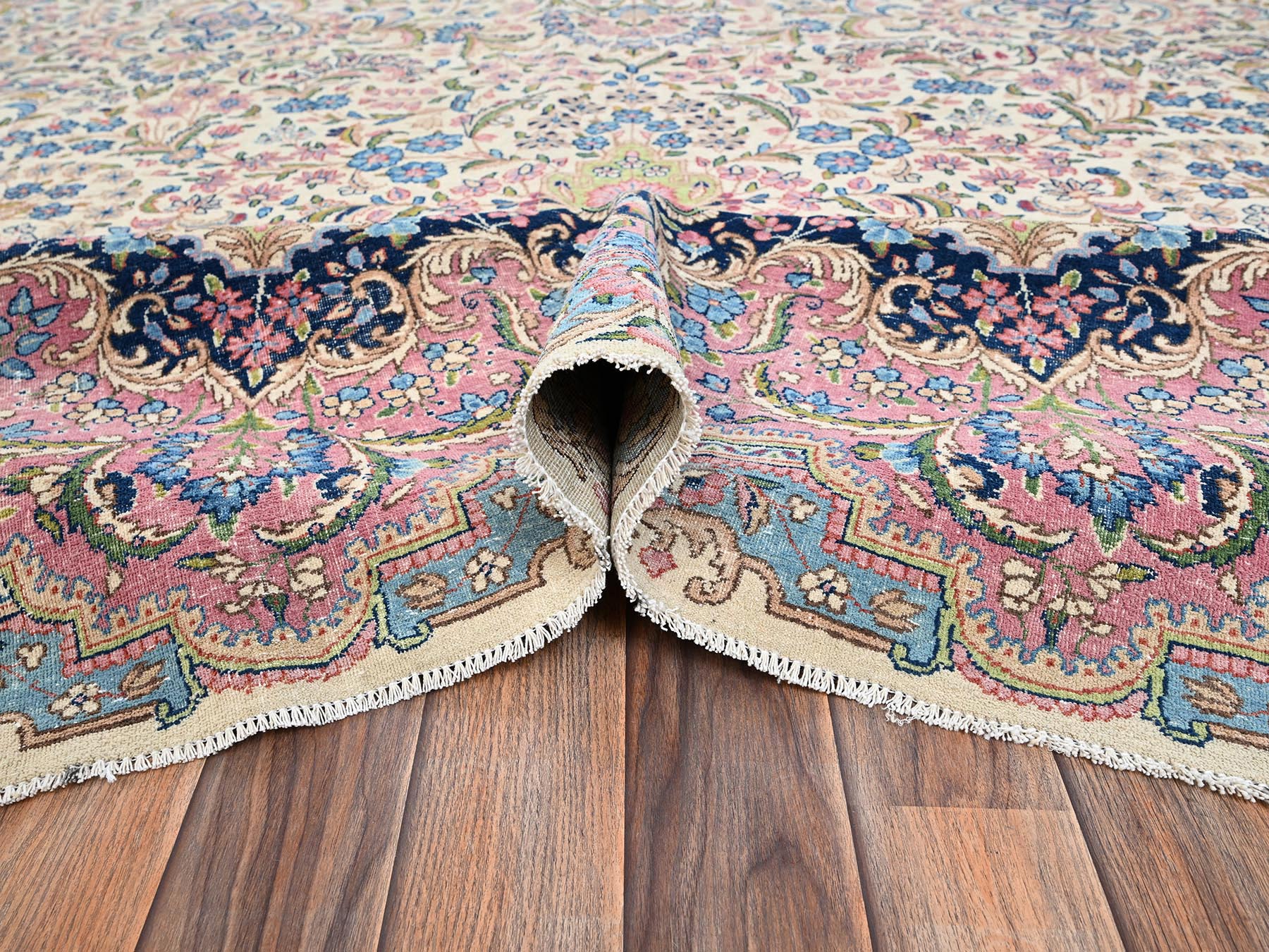 11'9"x23' Floral White, Vintage Persian Kerman, Good Condition, Clean and Soft, Even Wear, Long and Narrow, 100% Wool, Hand Knotted, XL, Oversized, Oriental Rug HR2046 - Image 6