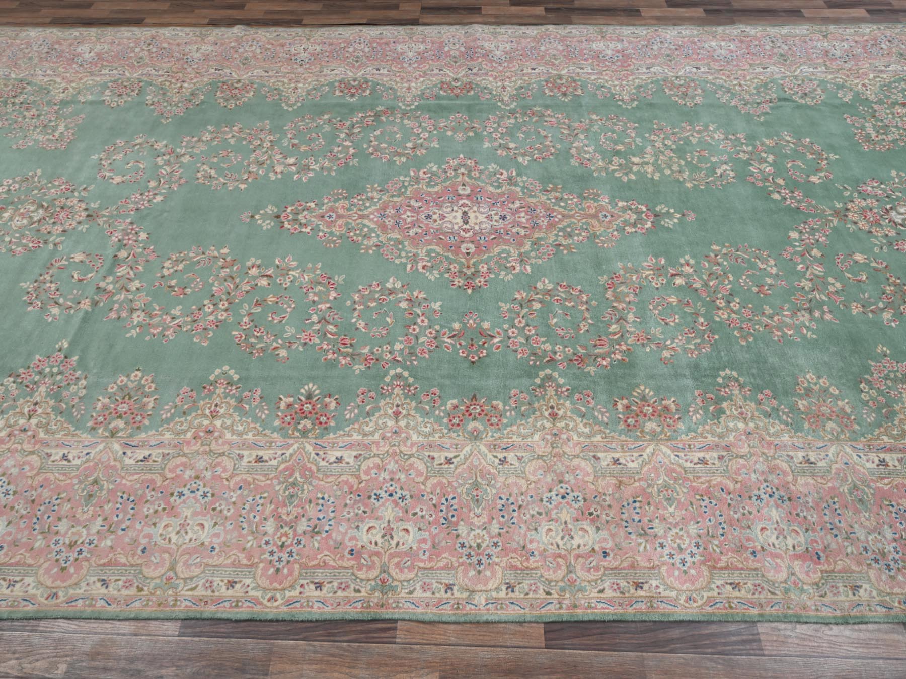 9'7"x20' Viridian Green, Vintage Persian Kerman, Good Condition, Clean and Soft, Even Wear, Long and Narrow, 100% Wool, Hand Knotted, XL, Oversized, Oriental Rug HR2050 - Image 4