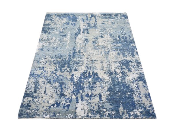 3'1"x5'3" Blue Oceanic Abstract Design Hi-low Pile Wool and Pure Silk Denser Weave Hand Knotted Oriental Rug HR66763